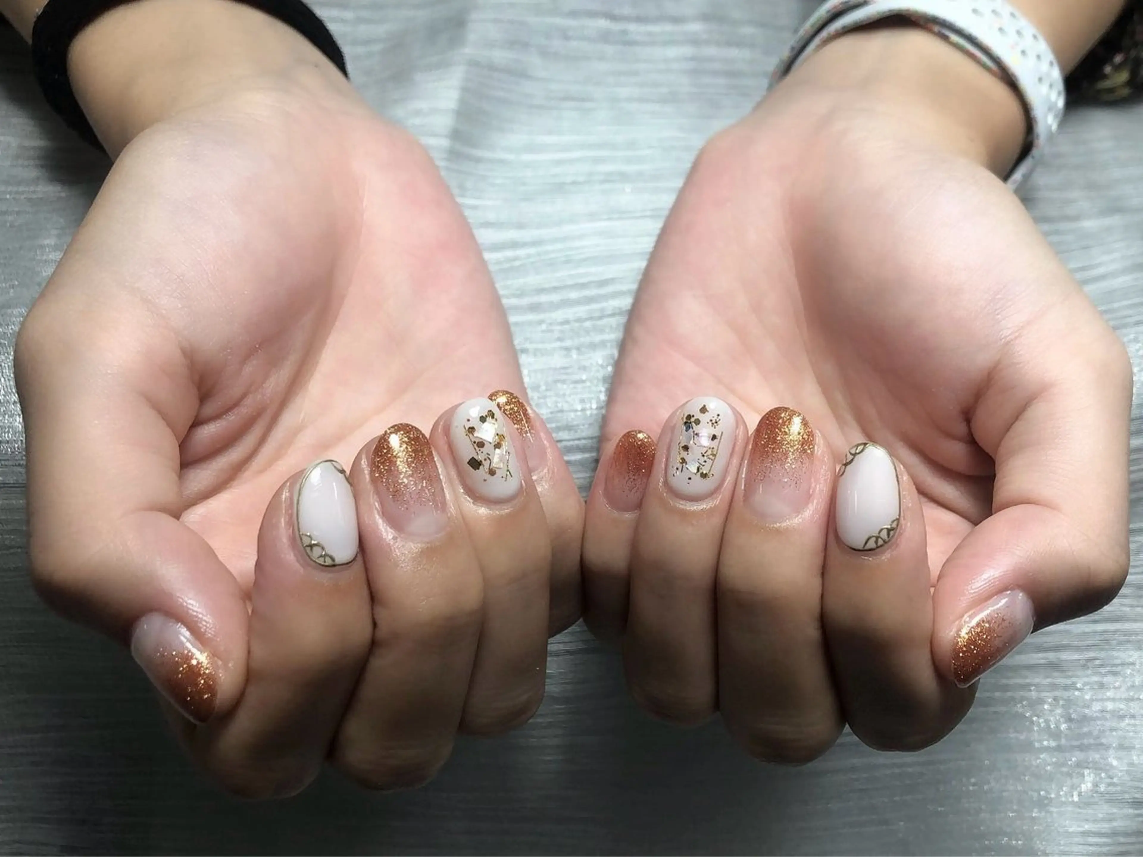 ネイル グラデーション ラメ(グリッター) ラメグラデーション 持ち込み ハンドネイル ハンドケア るか 池袋のネイルデザイン