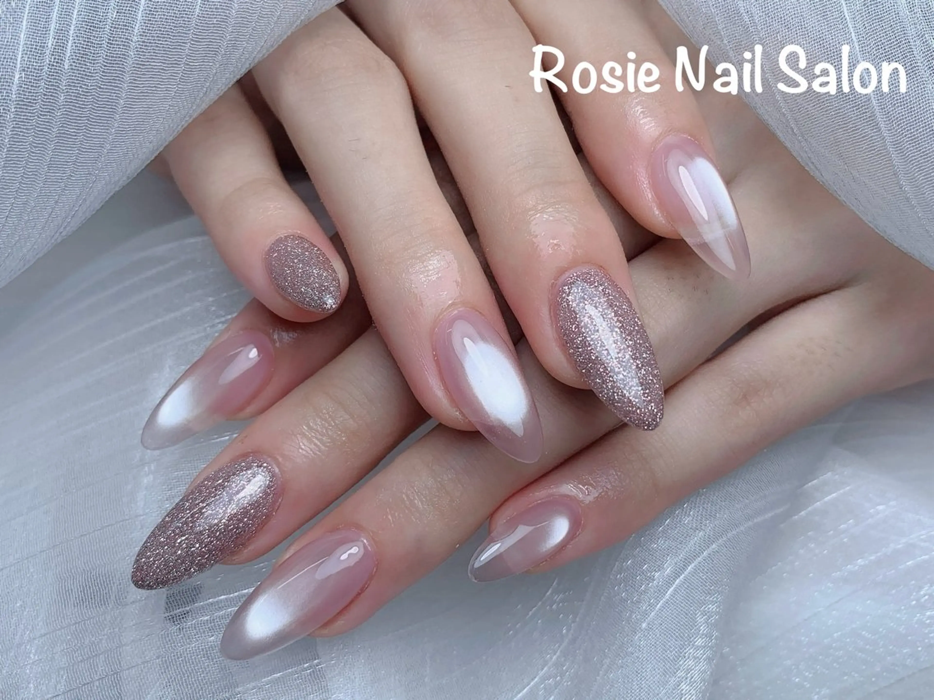 セミロング Rosie Nail サロン南越谷のネイルデザイン