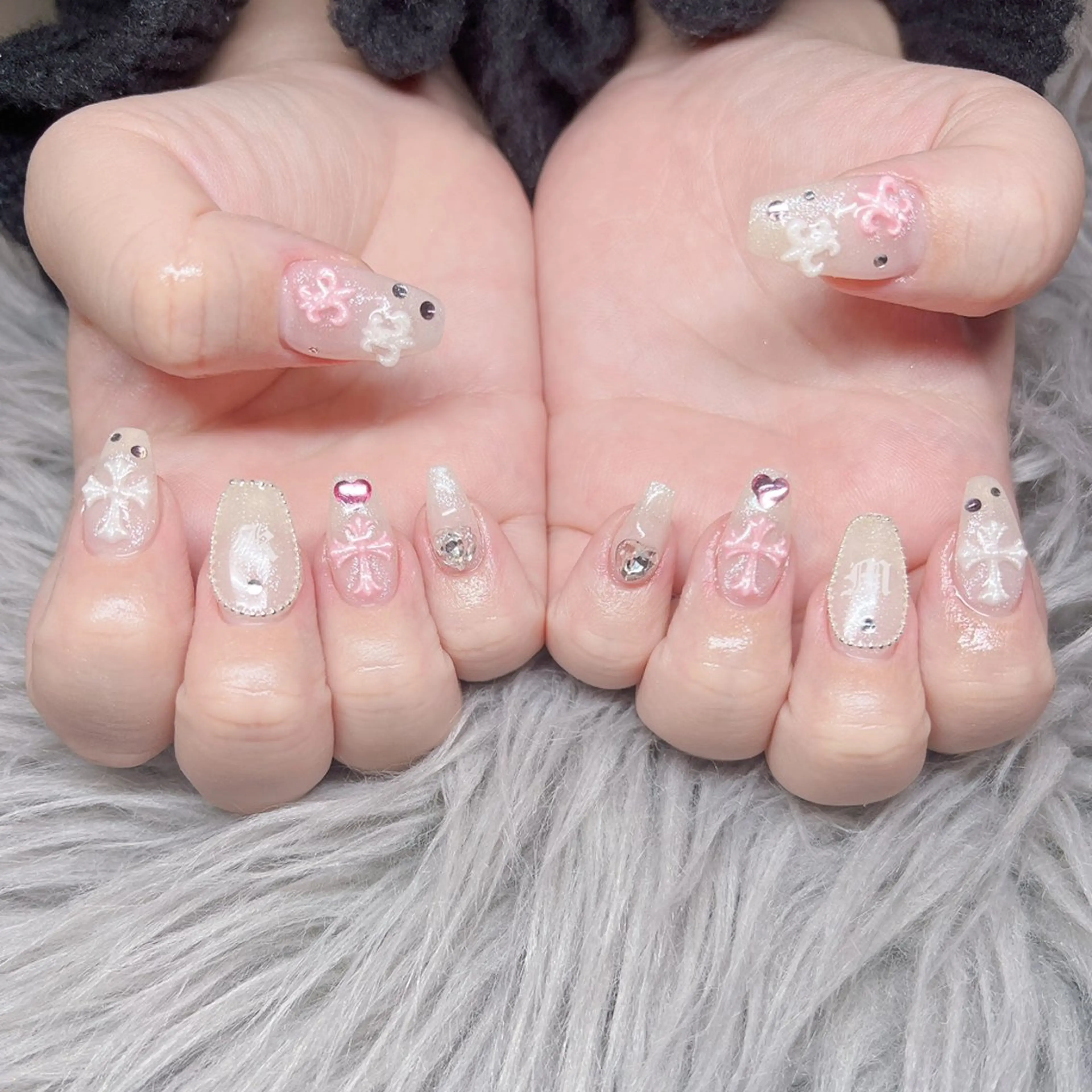 ネイル 個室ネイルサロンDolly  Girl〜ドーリーガール〜所属・DollyGirl KYOKOのネイルデザイン