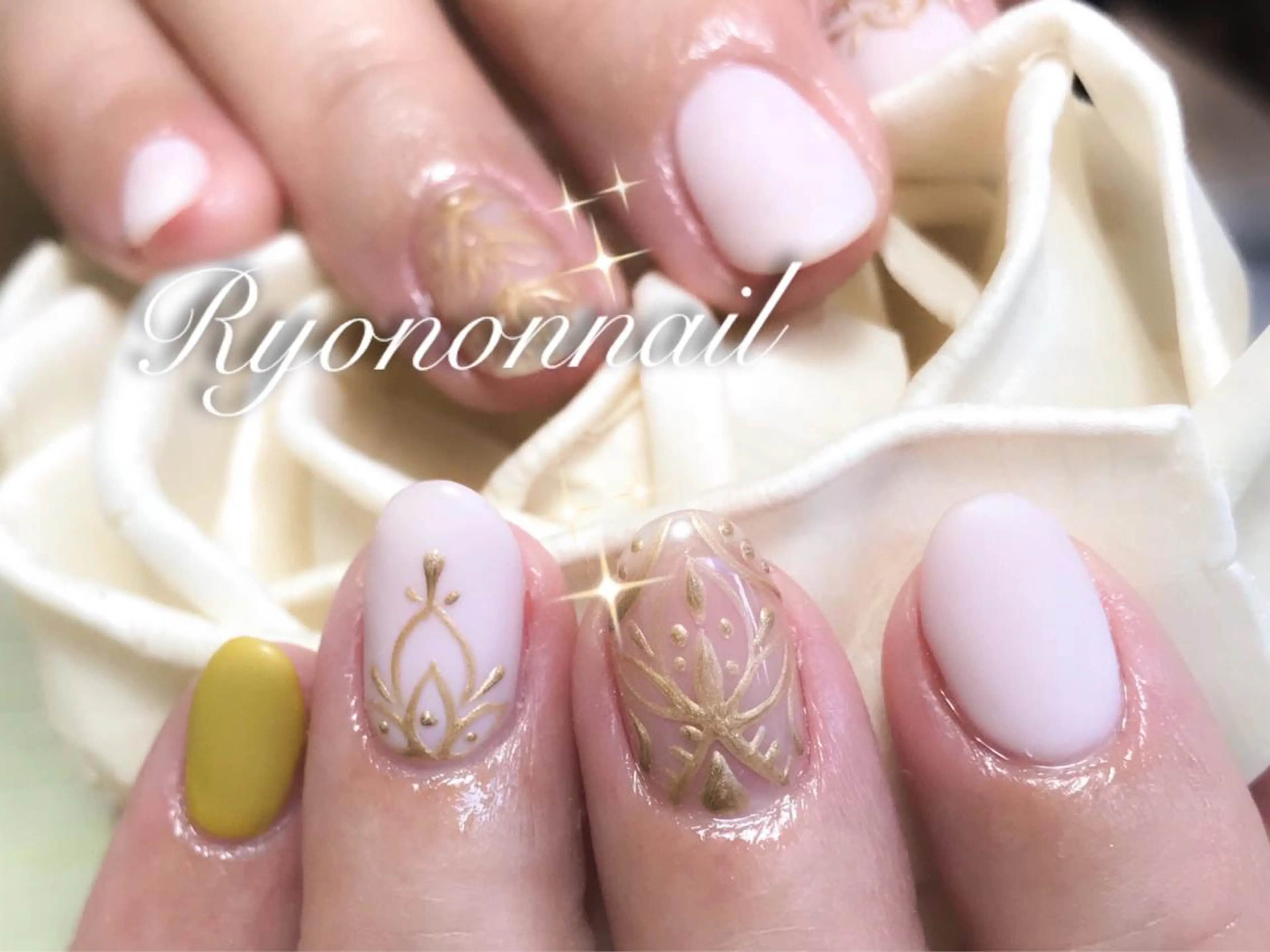 ネイル Ryononnail(リョノンネイル)所属・Ryononnail 上谷典子のネイルデザイン