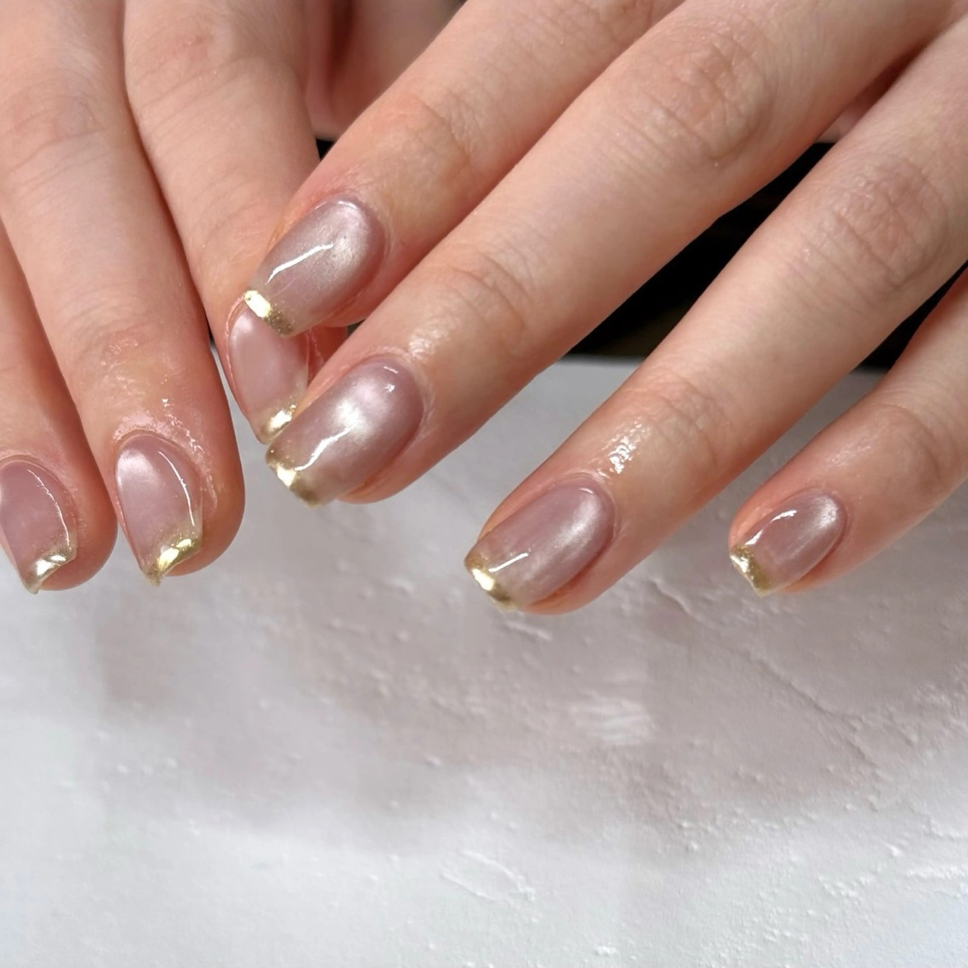 ネイル フレンチネイル マグネットネイル ミラーネイル ハンドネイル mai♡マグネット/ ニュアンス/マツパのネイルデザイン