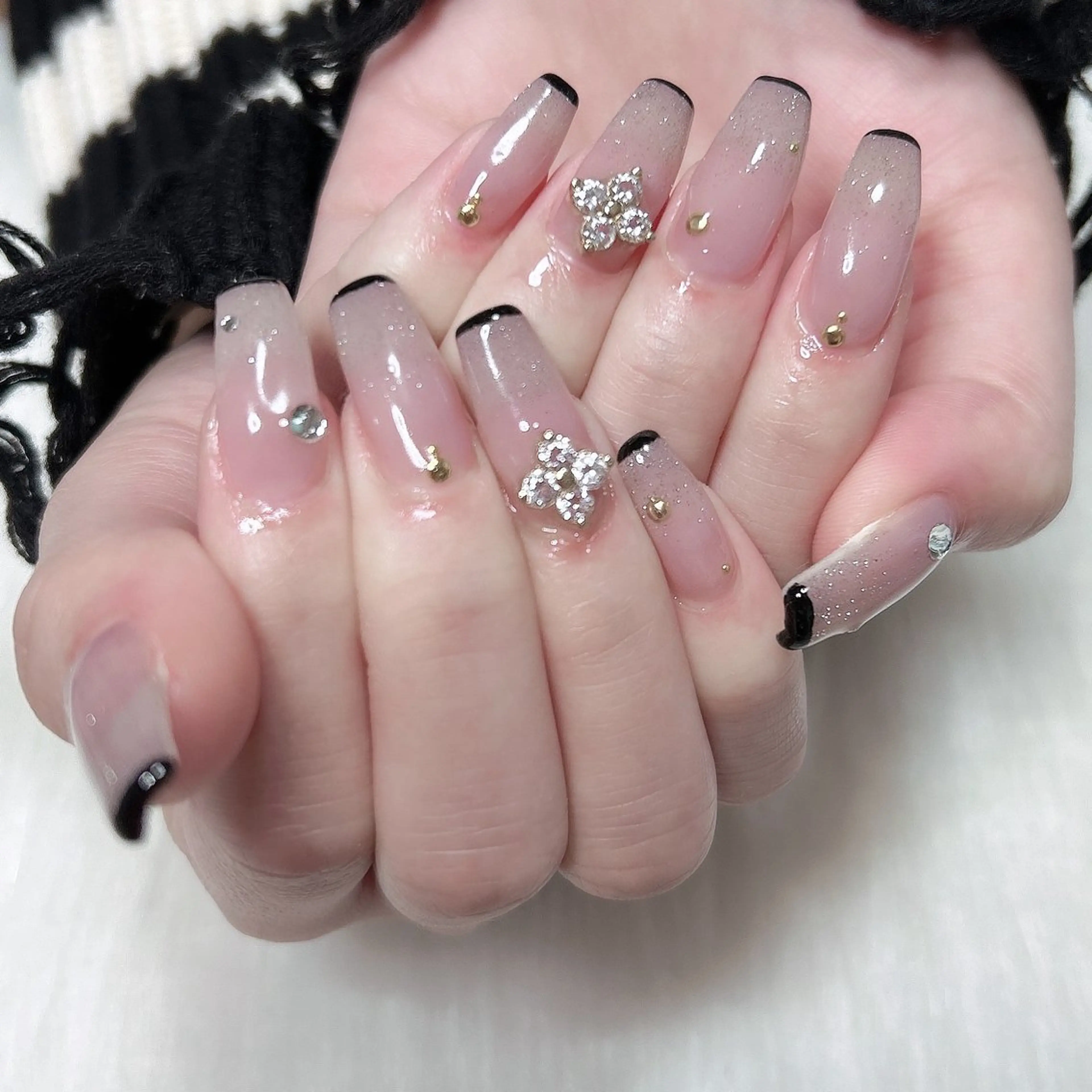 ネイル ハンドネイル フットネイル Adite nailのネイルデザイン