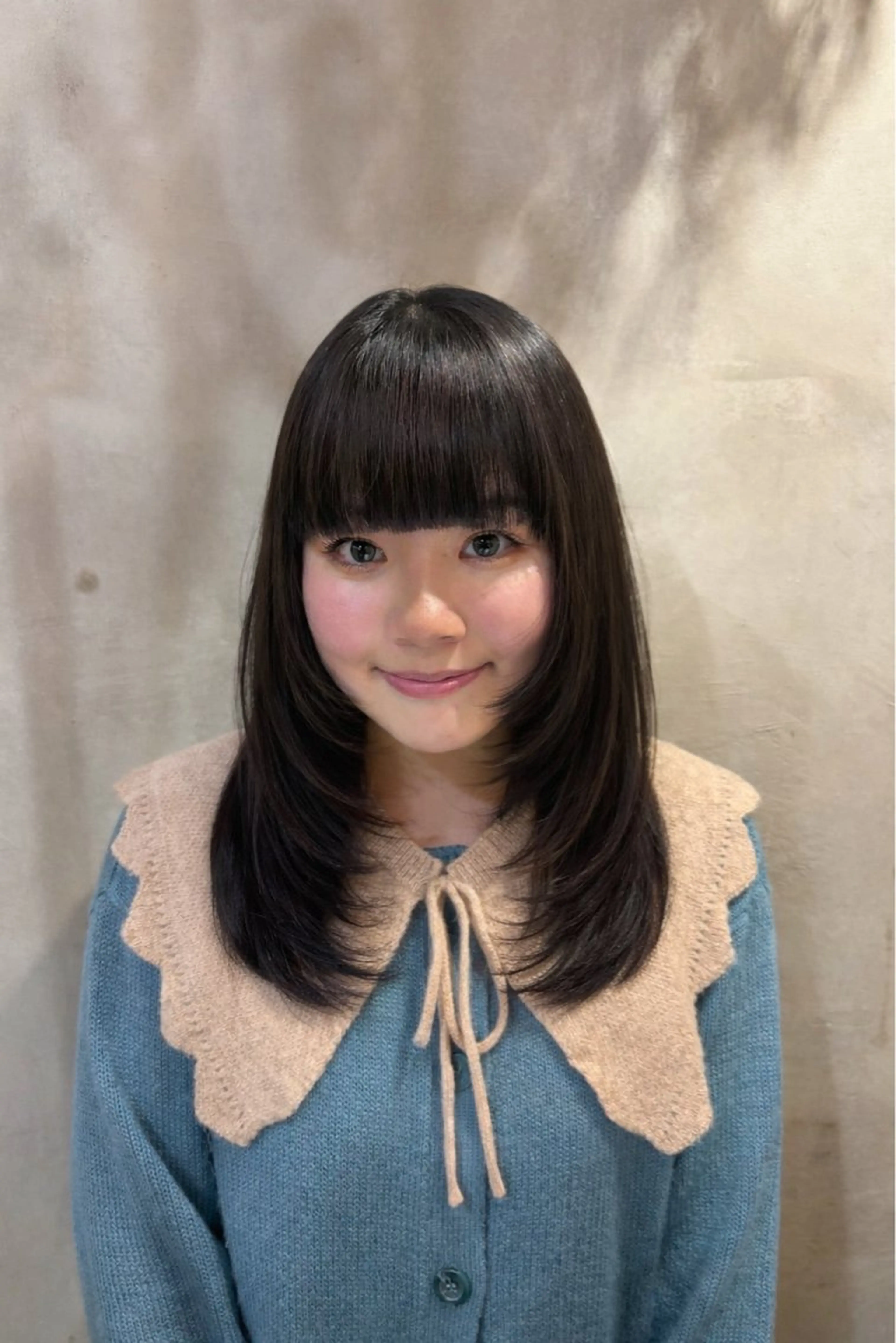 ロング ハイレイヤー レイヤーカット りく　レイヤーカット ケアブリーチのヘアスタイル