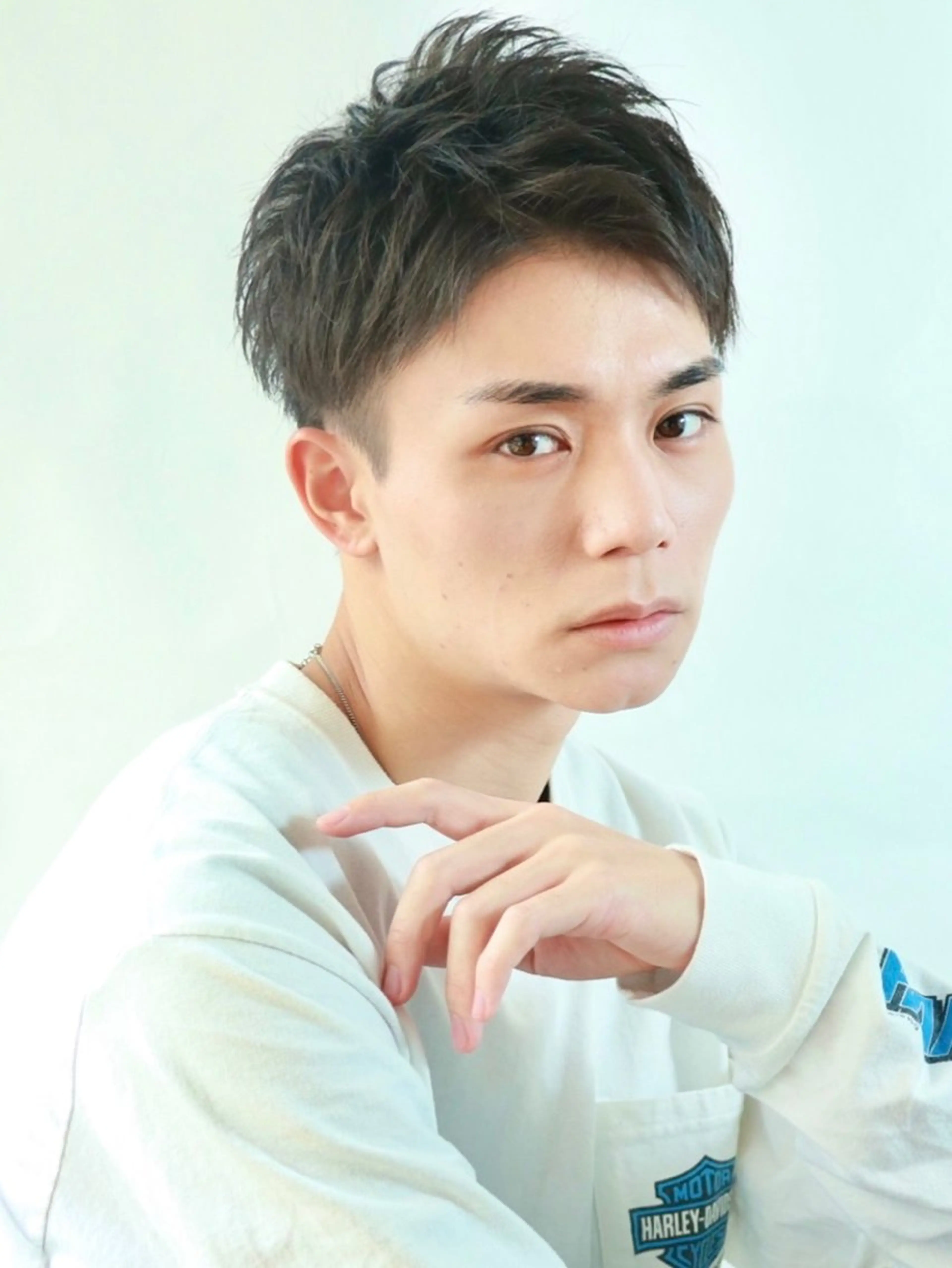 メンズ アップバング 西村 友佑のヘアスタイル