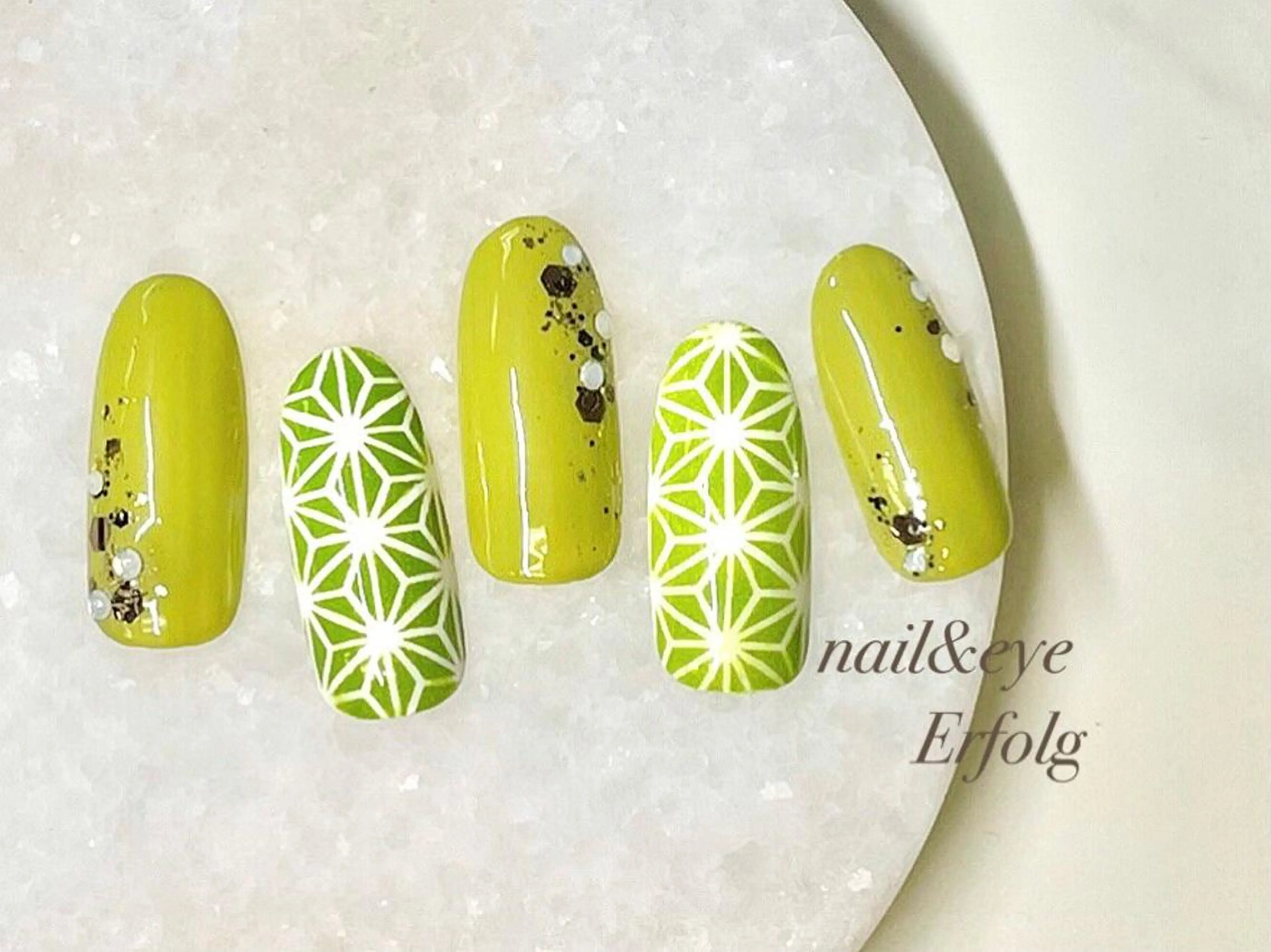 ネイル ネイル スクールのネイルデザイン