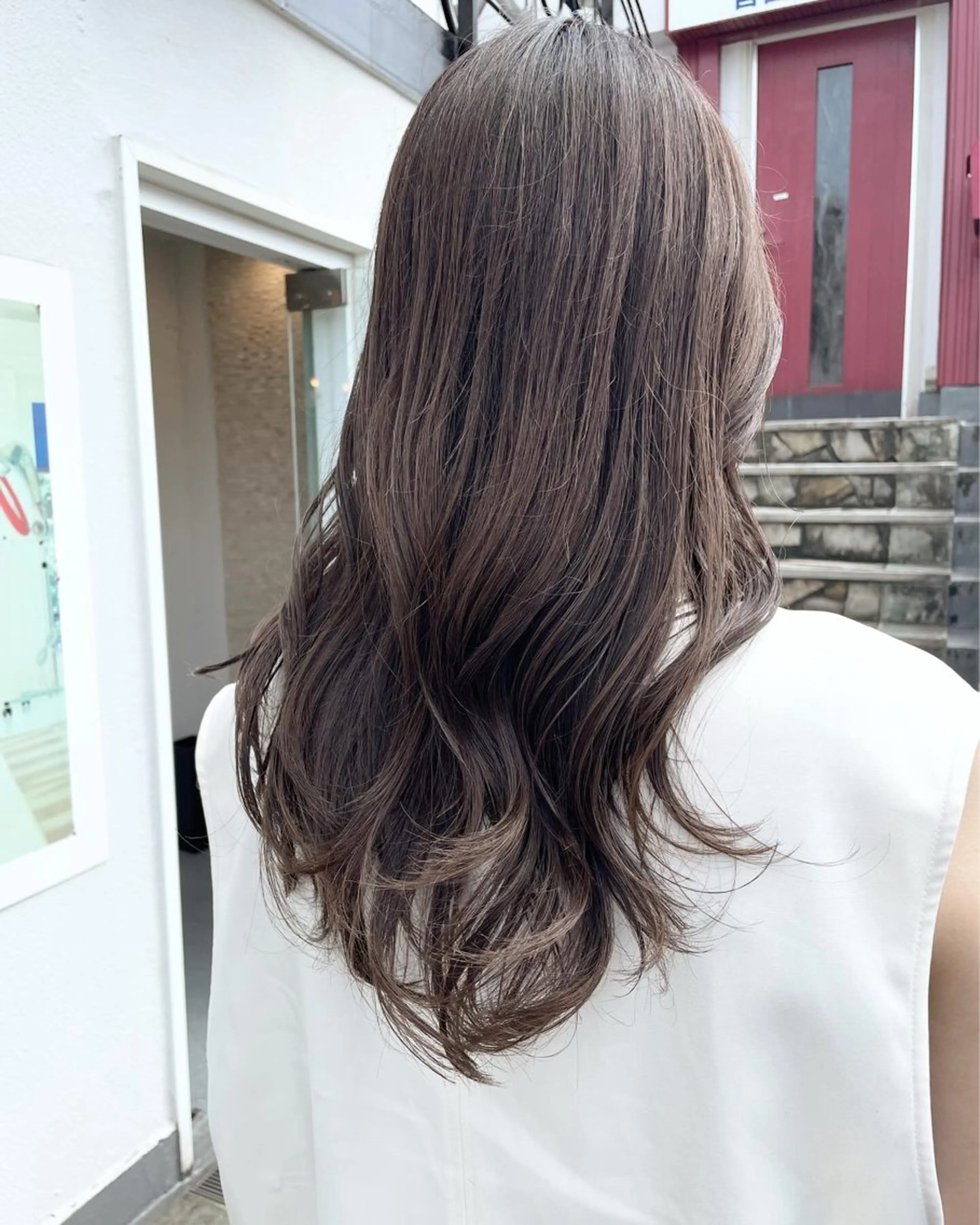 セミロング カット ヘアカラー トリートメント 平 ちひろのヘアスタイル