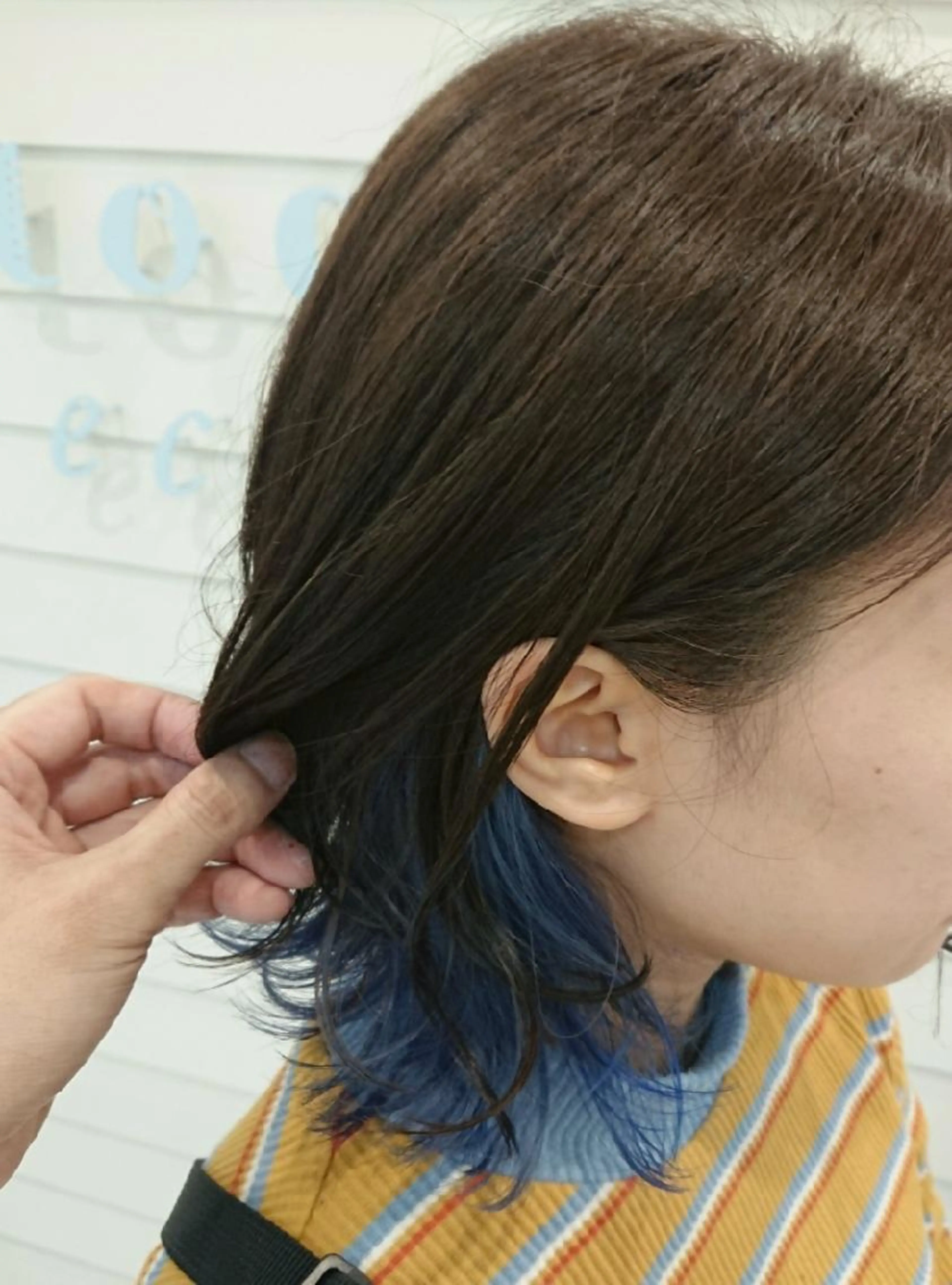 ☀️カット不要な超特価☀️ポイントダブルカラー(インナー、イヤリング、ハイライト等)にトリートメント付き❤️の写真