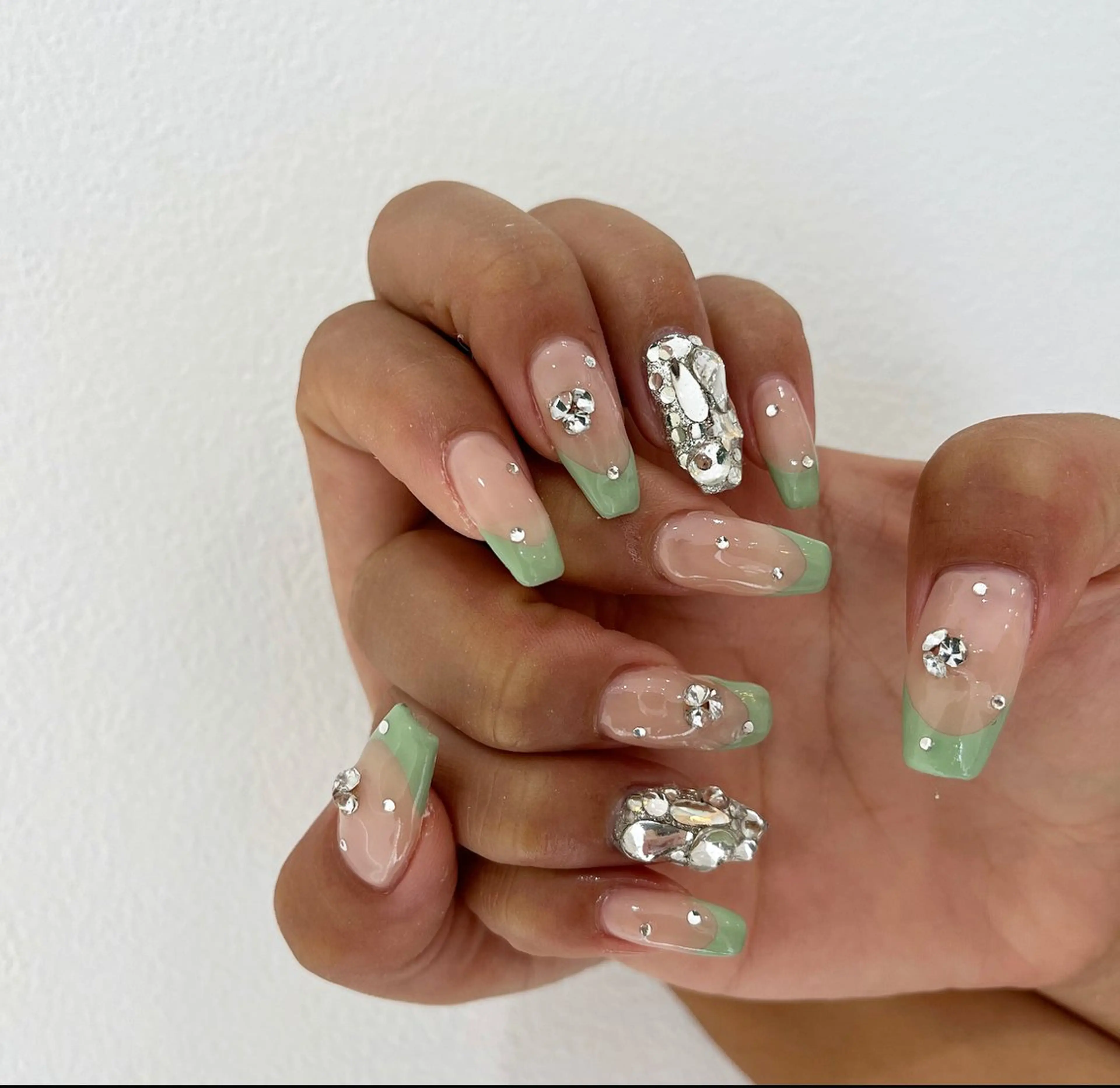 ネイル フレンチネイル #Amin所属・#Amin nail salonのネイルデザイン