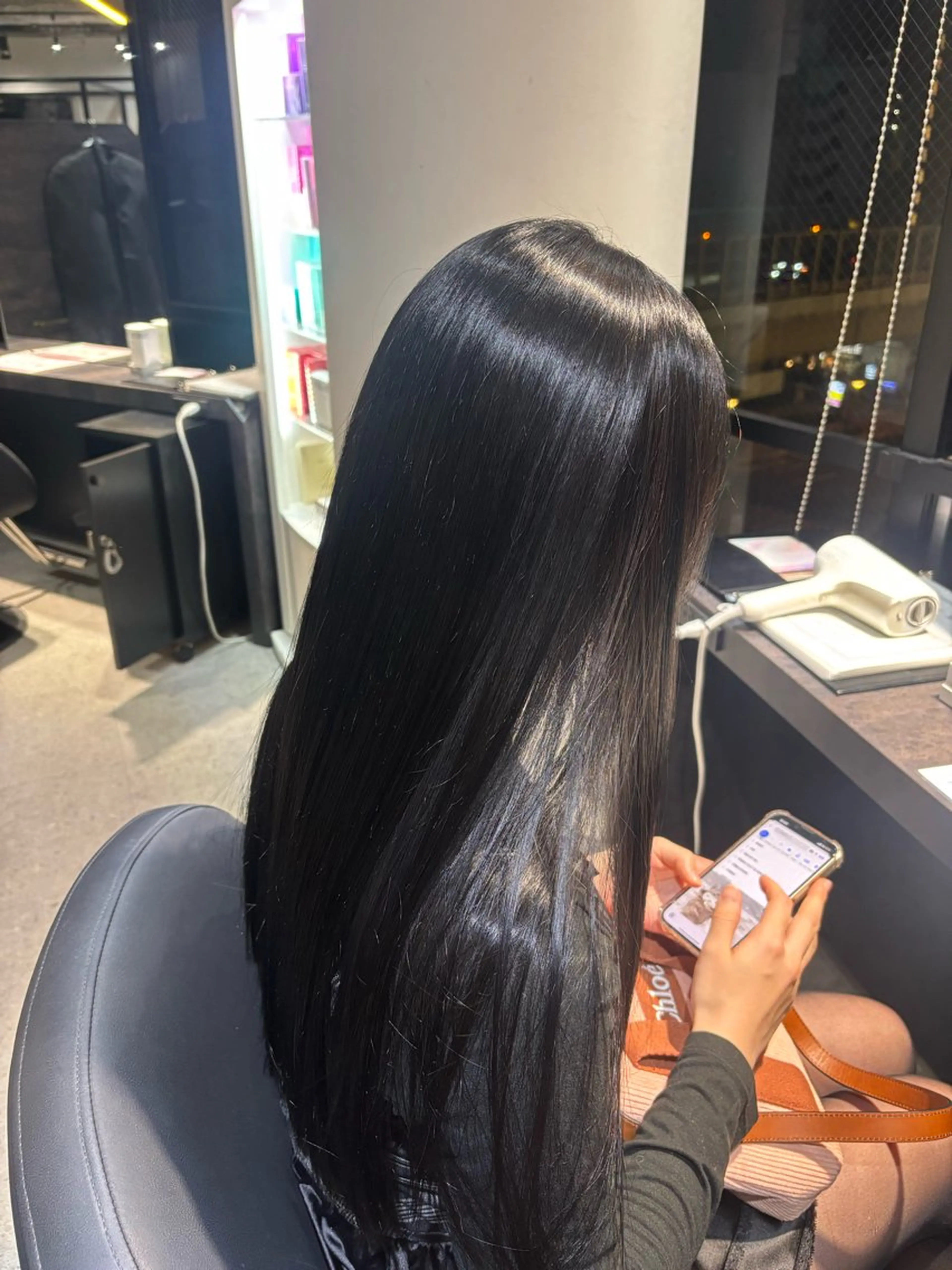 ロング 佐々木 輝人のヘアスタイル