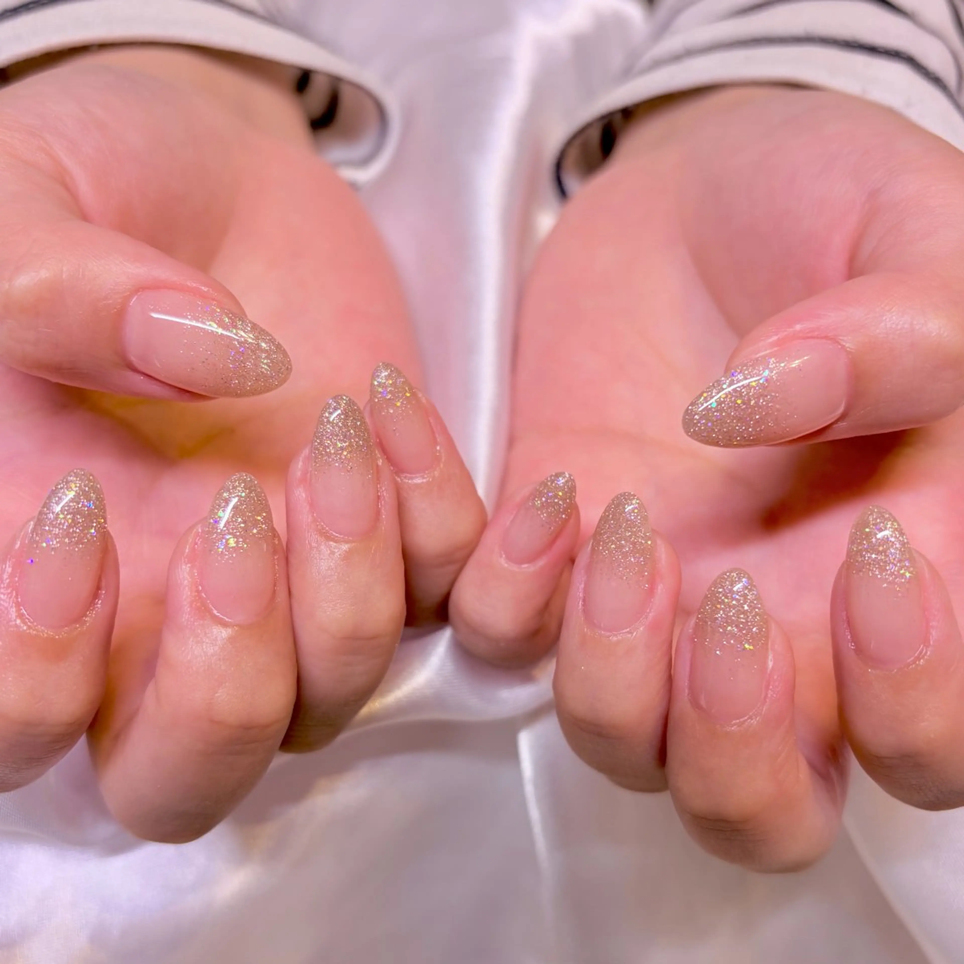 ネイル ラメ(グリッター) ラメグラデーション ハンドネイル nail salon e'mu💐のネイルデザイン