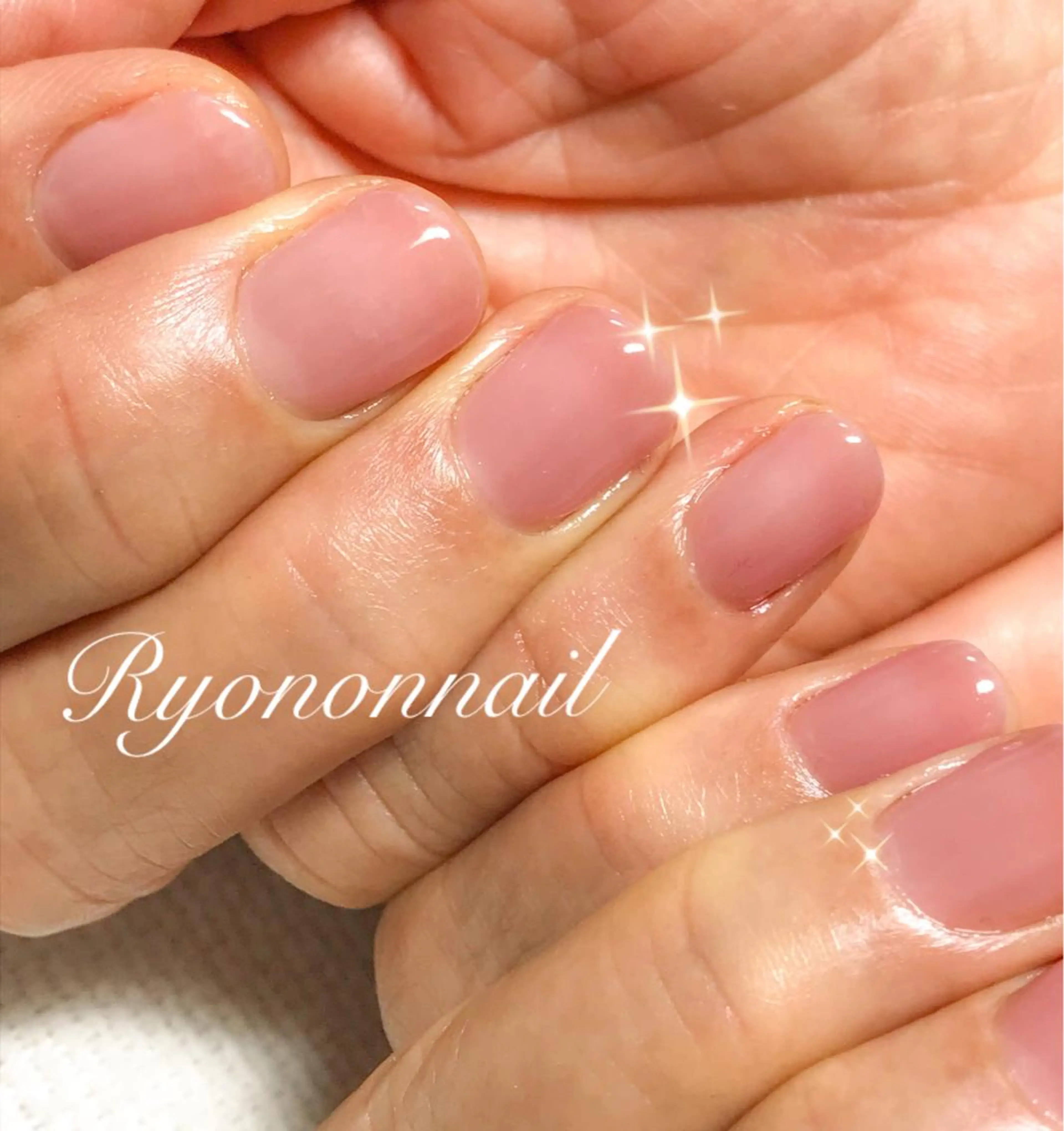 ネイル Ryononnail(リョノンネイル)所属・Ryononnail 上谷典子のネイルデザイン