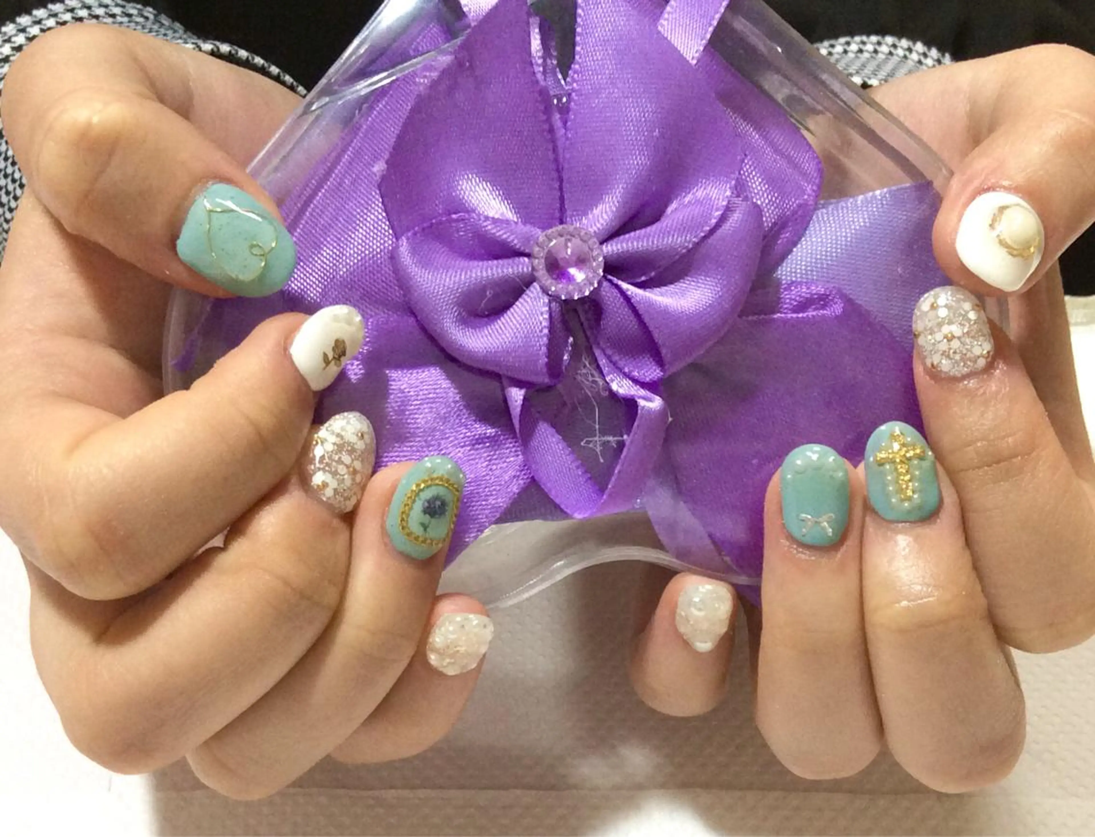 ネイル ハンドネイル Eye アイのネイルデザイン