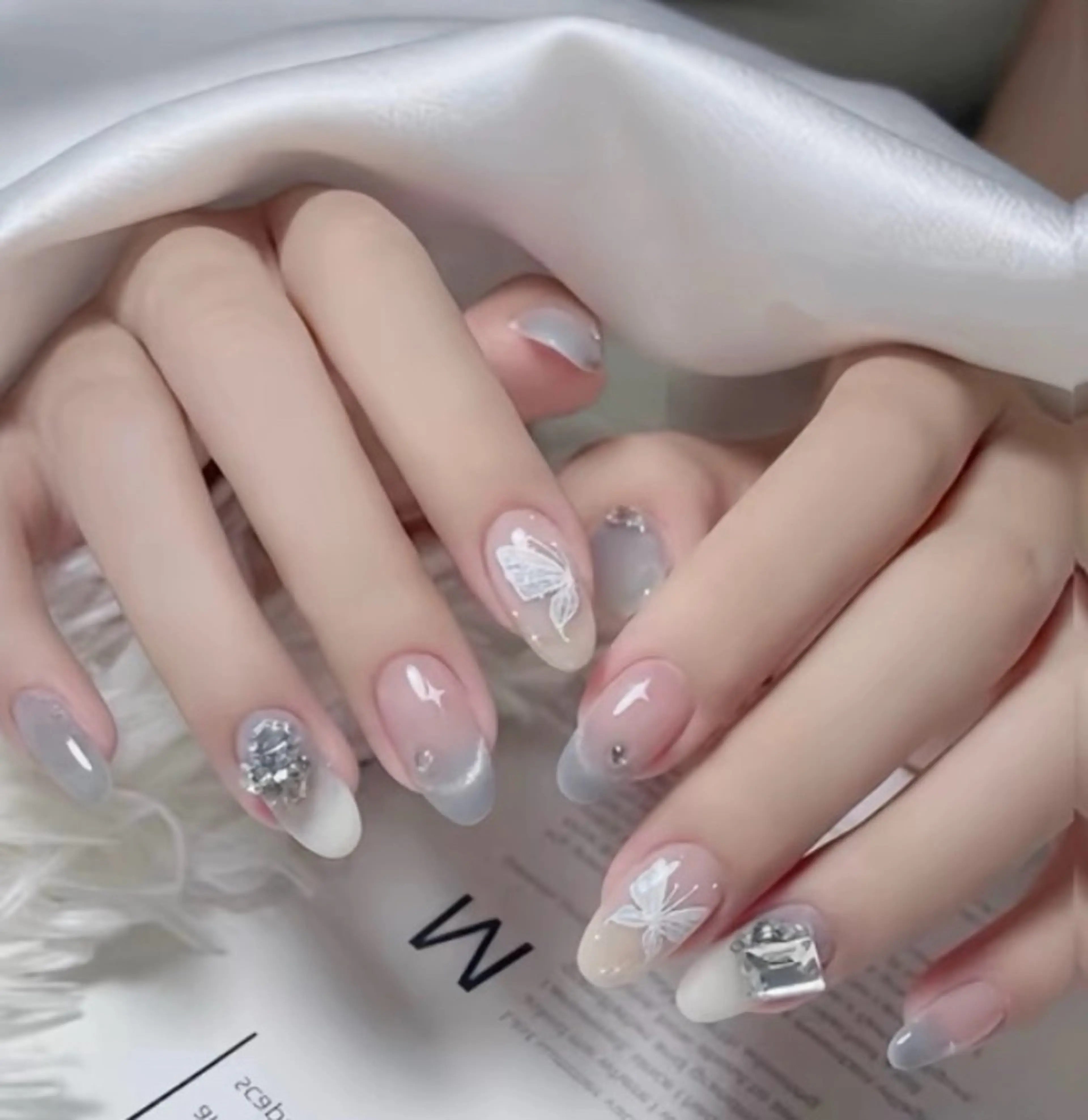 ネイル チークネイル 長さ出し フレンチネイル ガーリー 韓国ネイル sun nail池袋 モデル募集のネイルデザイン