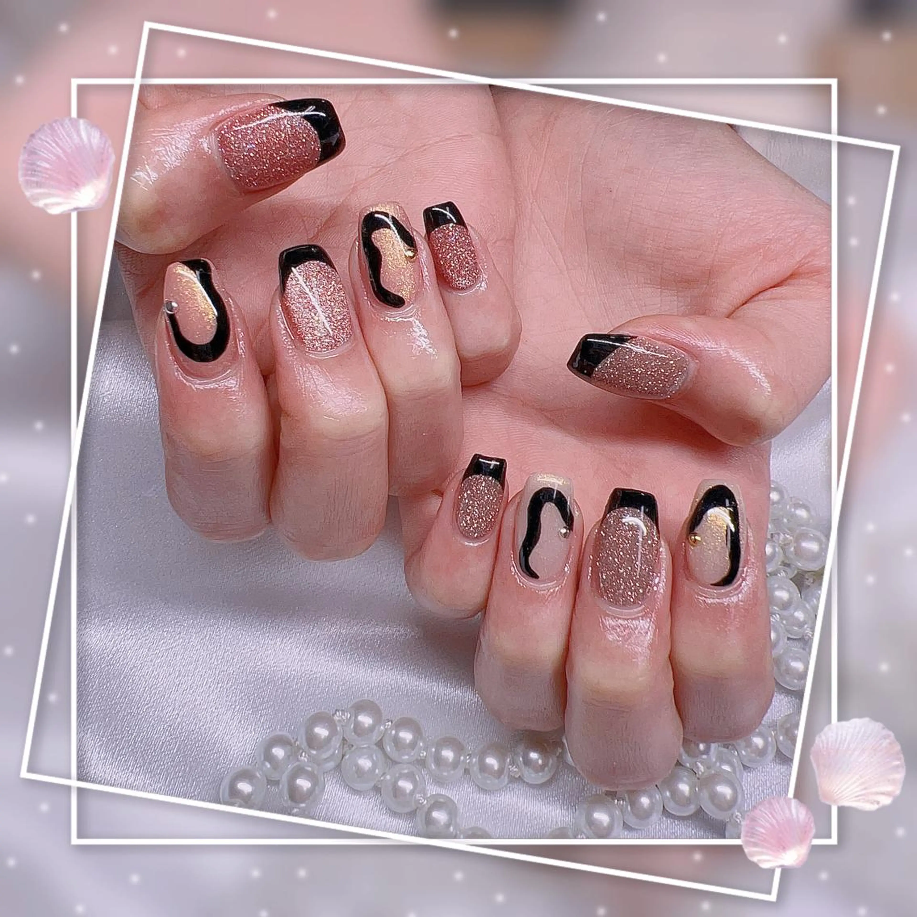 ネイル フレンチネイル キラキラネイル 韓国ネイル マグネットネイル マグネットフレンチ ハンドネイル Chill Nailsalonのネイルデザイン