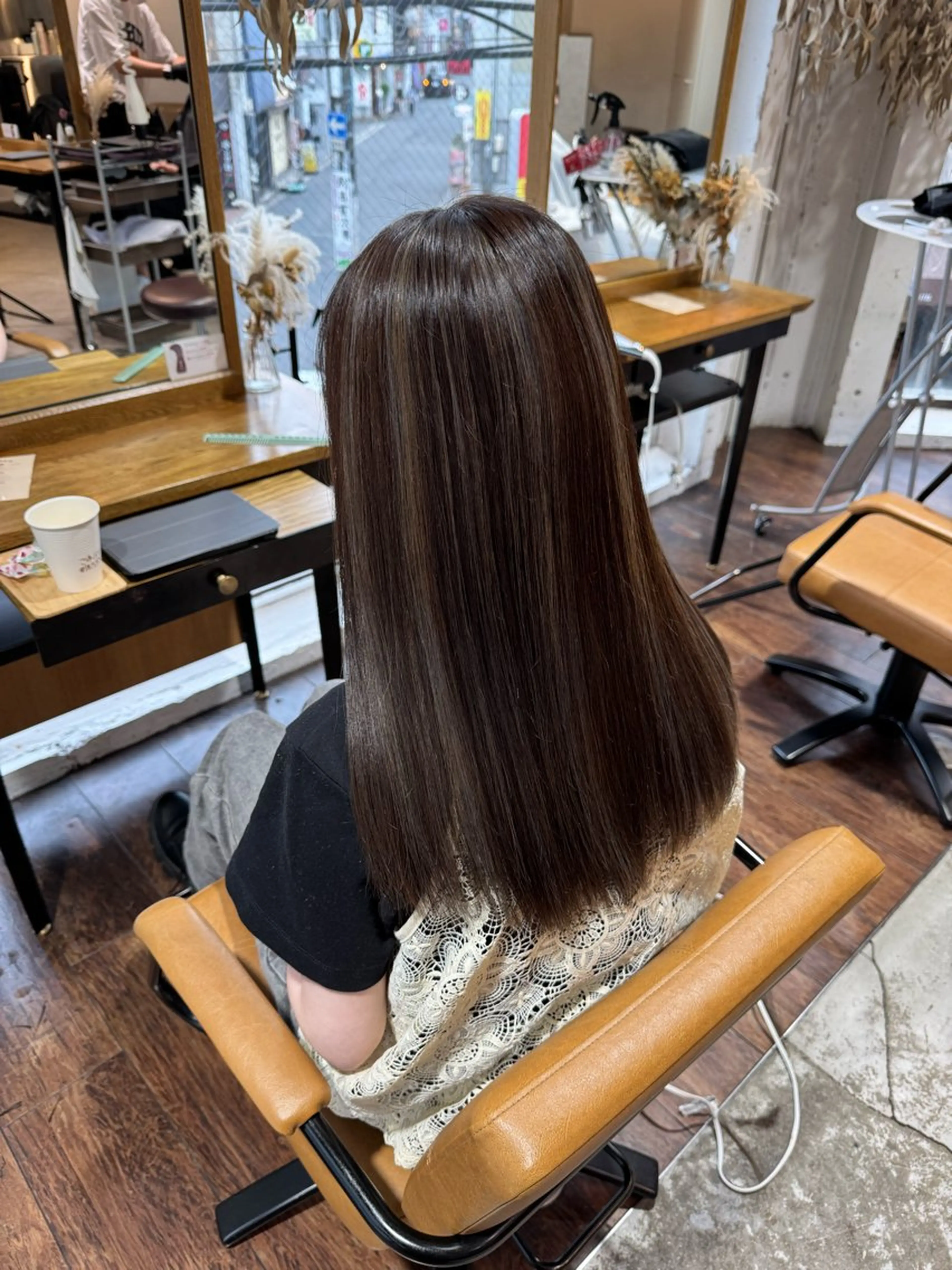 ロング カラー ブリーチ グレージュ ハイライトカラー ハイライト ヘアカラー トリートメント AVANCE.ens 広島袋町店ayuのヘアスタイル