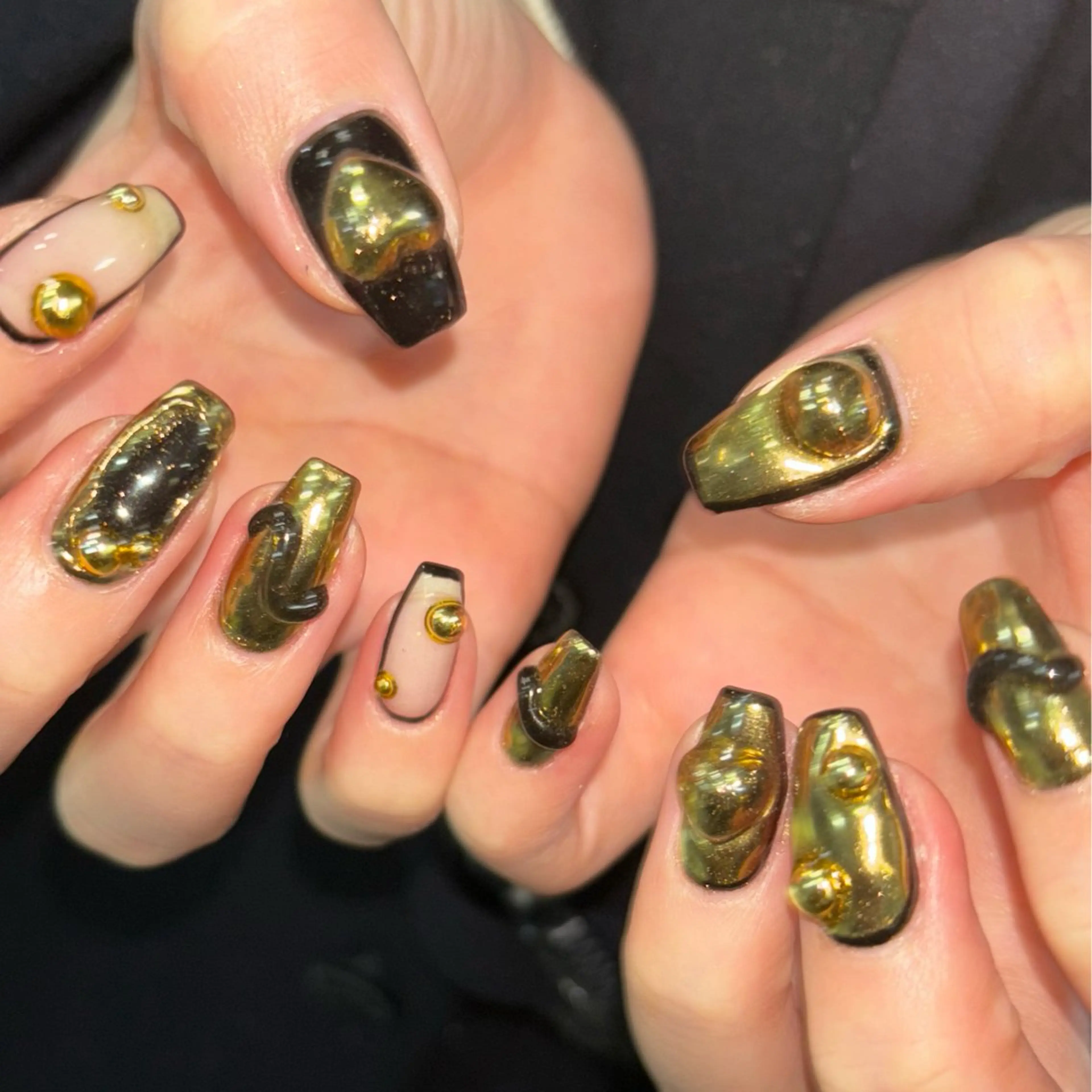 ネイル ハンドネイル 🪐富島彩夏 /海外nail🪐のネイルデザイン