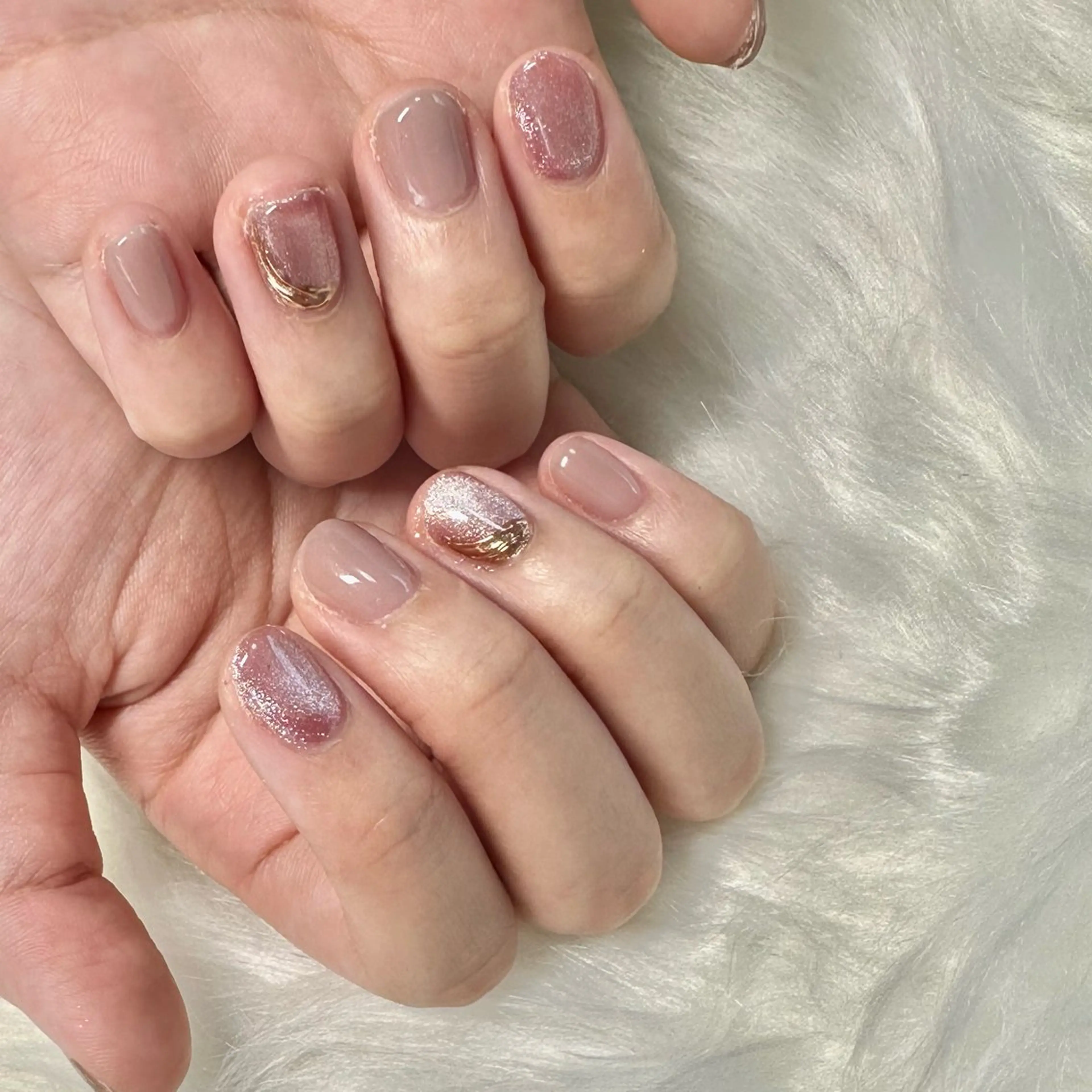 ネイル シンプルネイル ハンドネイル Bonheur 【ボヌール】のネイルデザイン