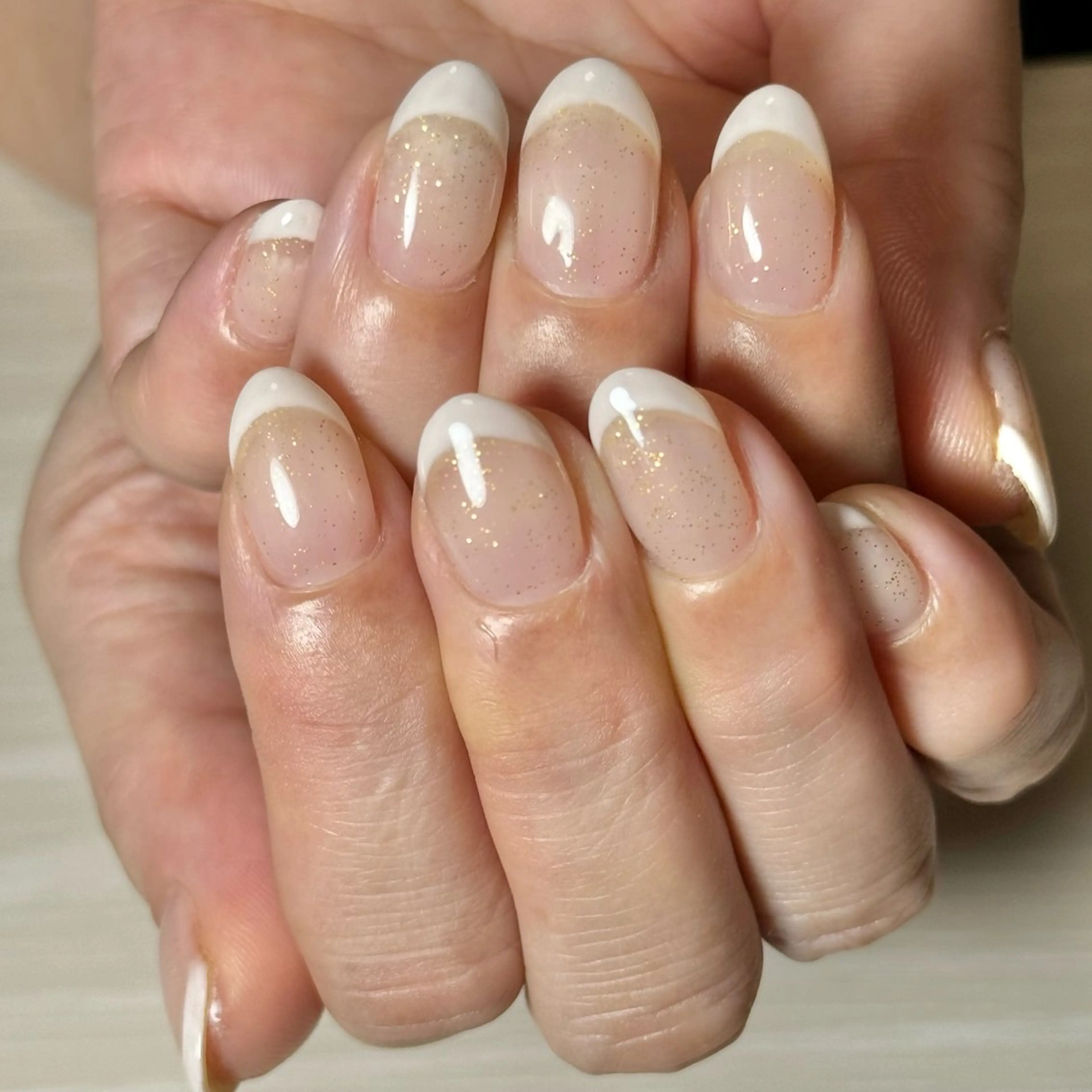 ネイル フレンチネイル ラメ(グリッター) ホワイト ハンドネイル Hana_ Rieのネイルデザイン