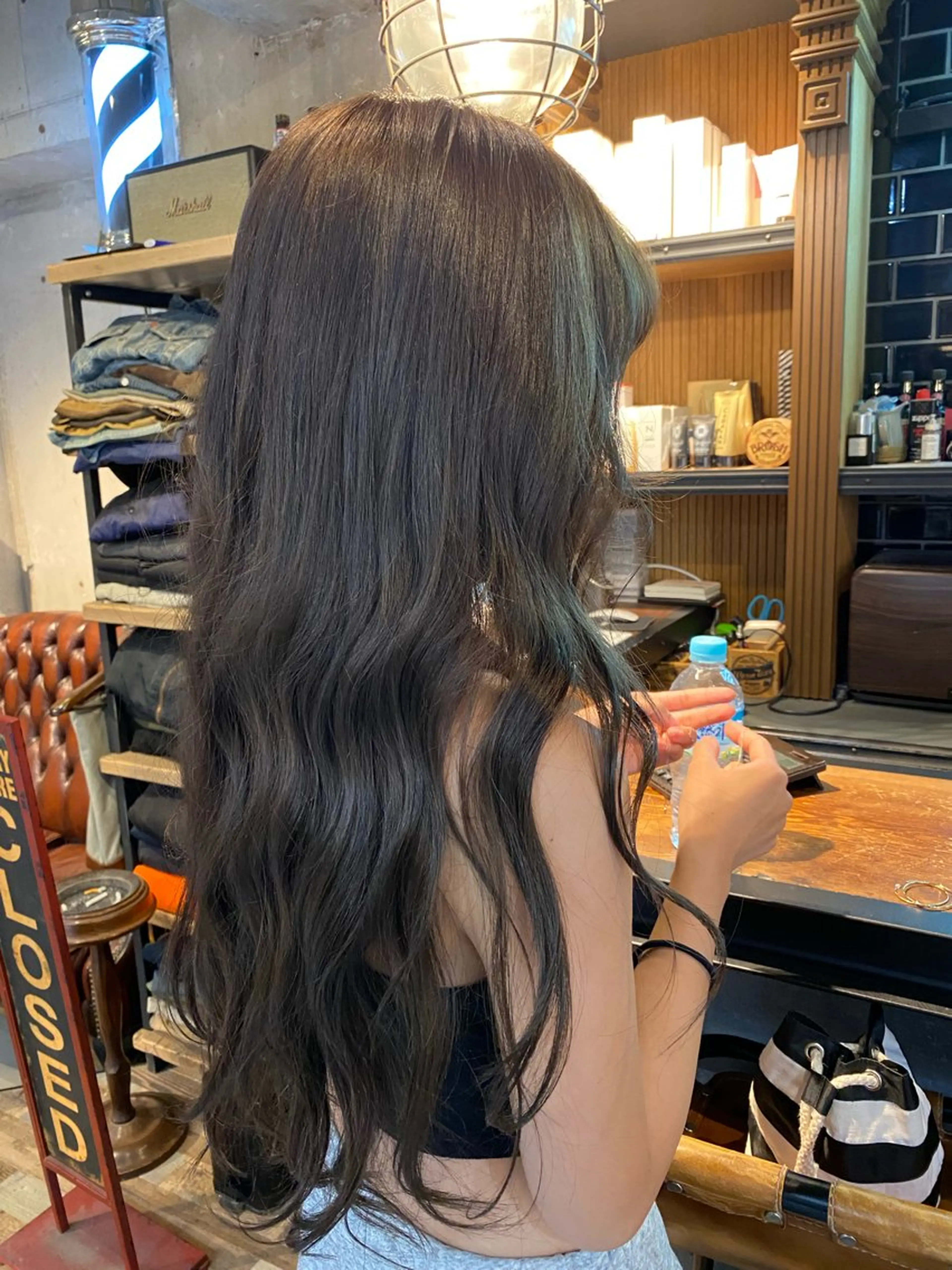 カラー オレンジ ヘアカラー Hikari .のヘアスタイル