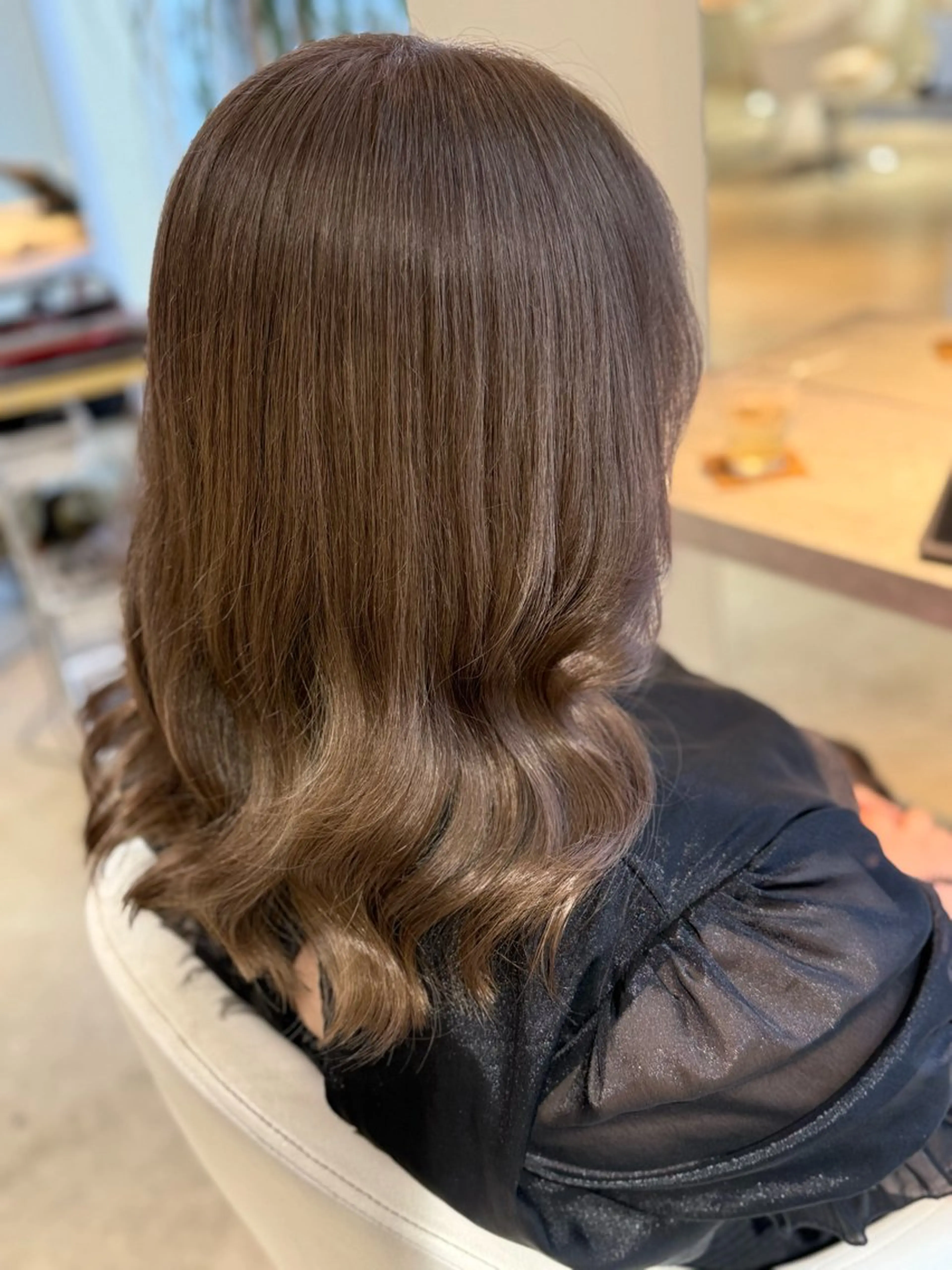 セミロング カラー ベージュカラー ミルクティーベージュ 🦋🫧艶髪カラー 🫧🦋あいりのヘアスタイル