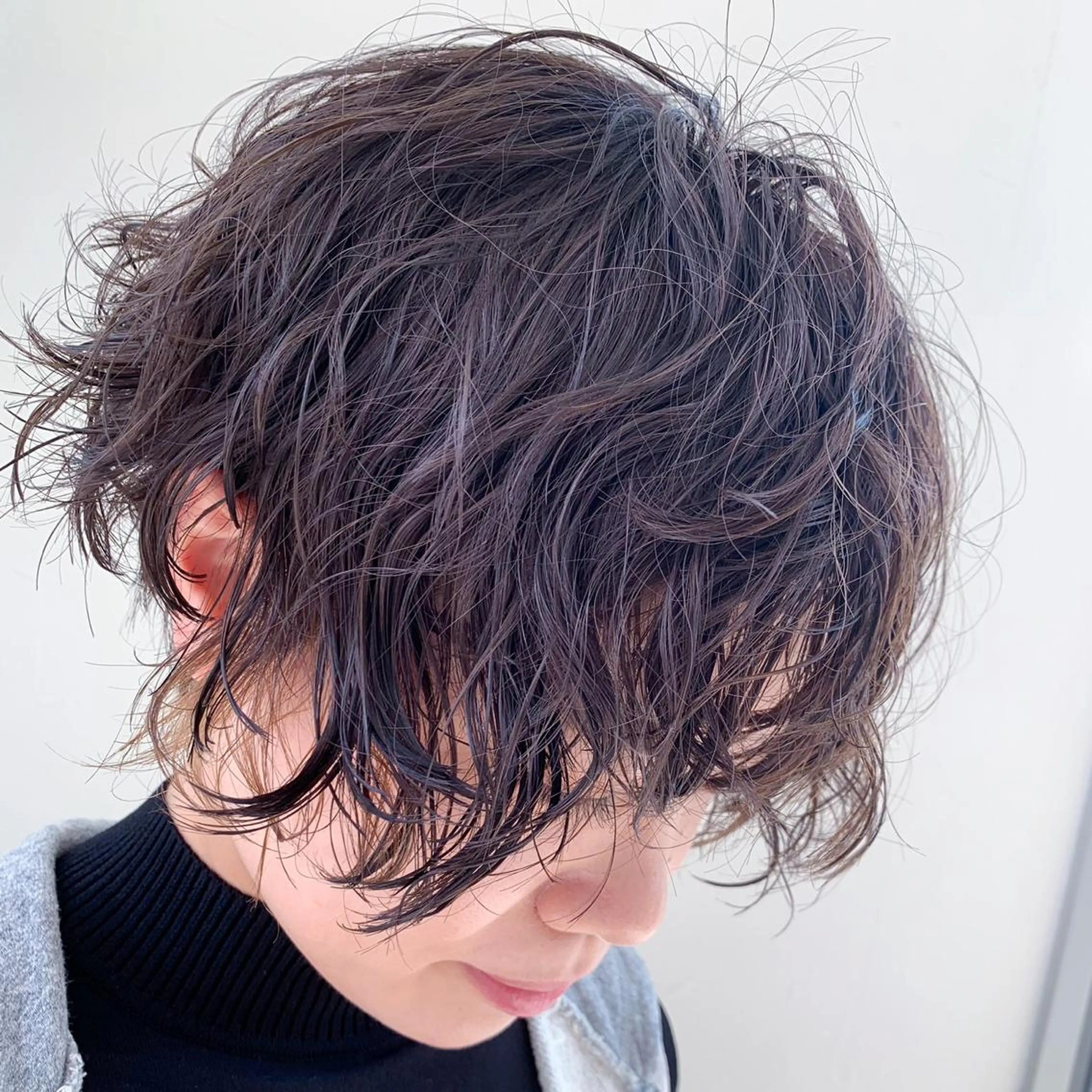 骨格補正カット+ダメージレスパーマの写真