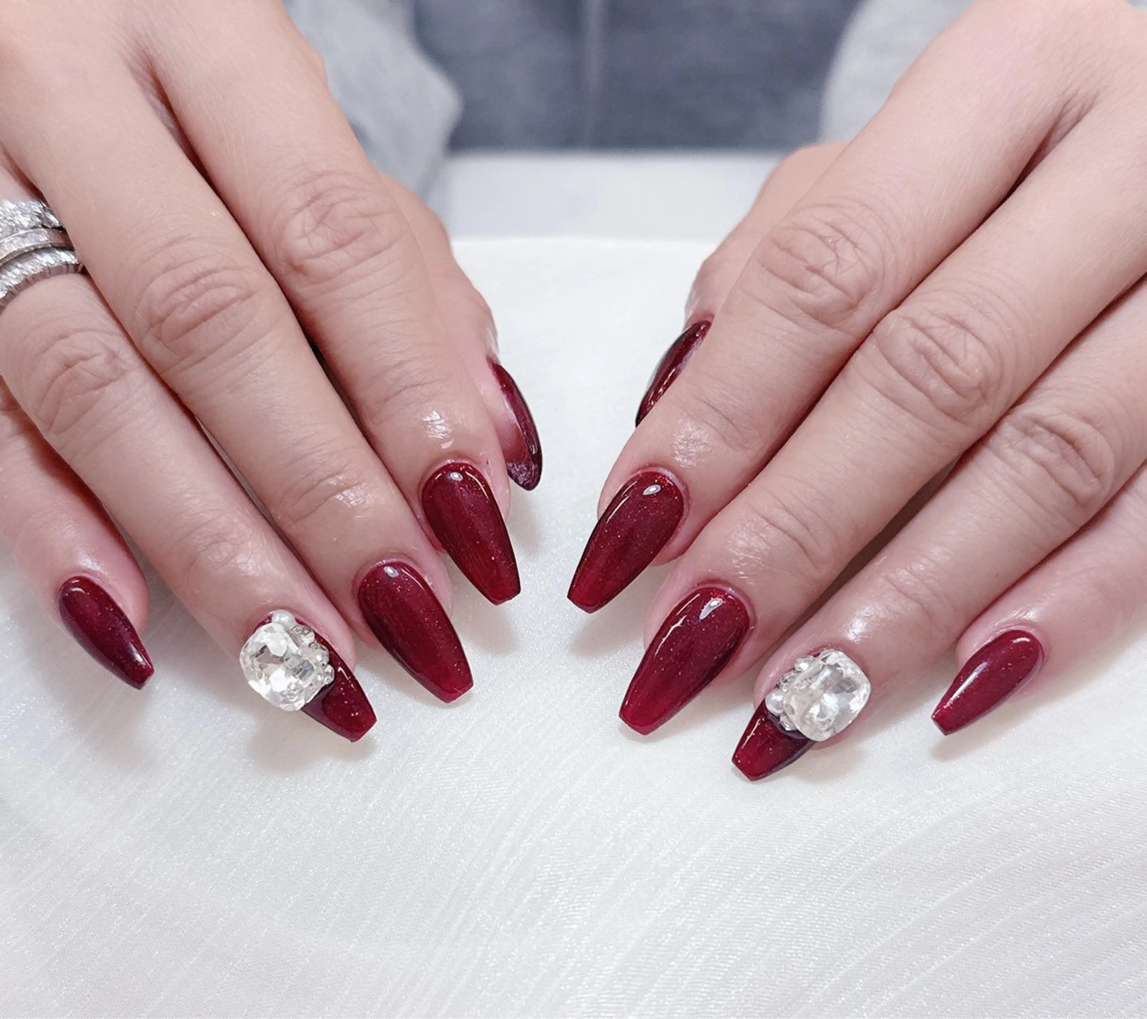 ネイル チークネイル フレンチネイル グラデーション 氷ネイル・うるうるネイル キラキラネイル ハンドネイル 陳 rinaのネイルデザイン