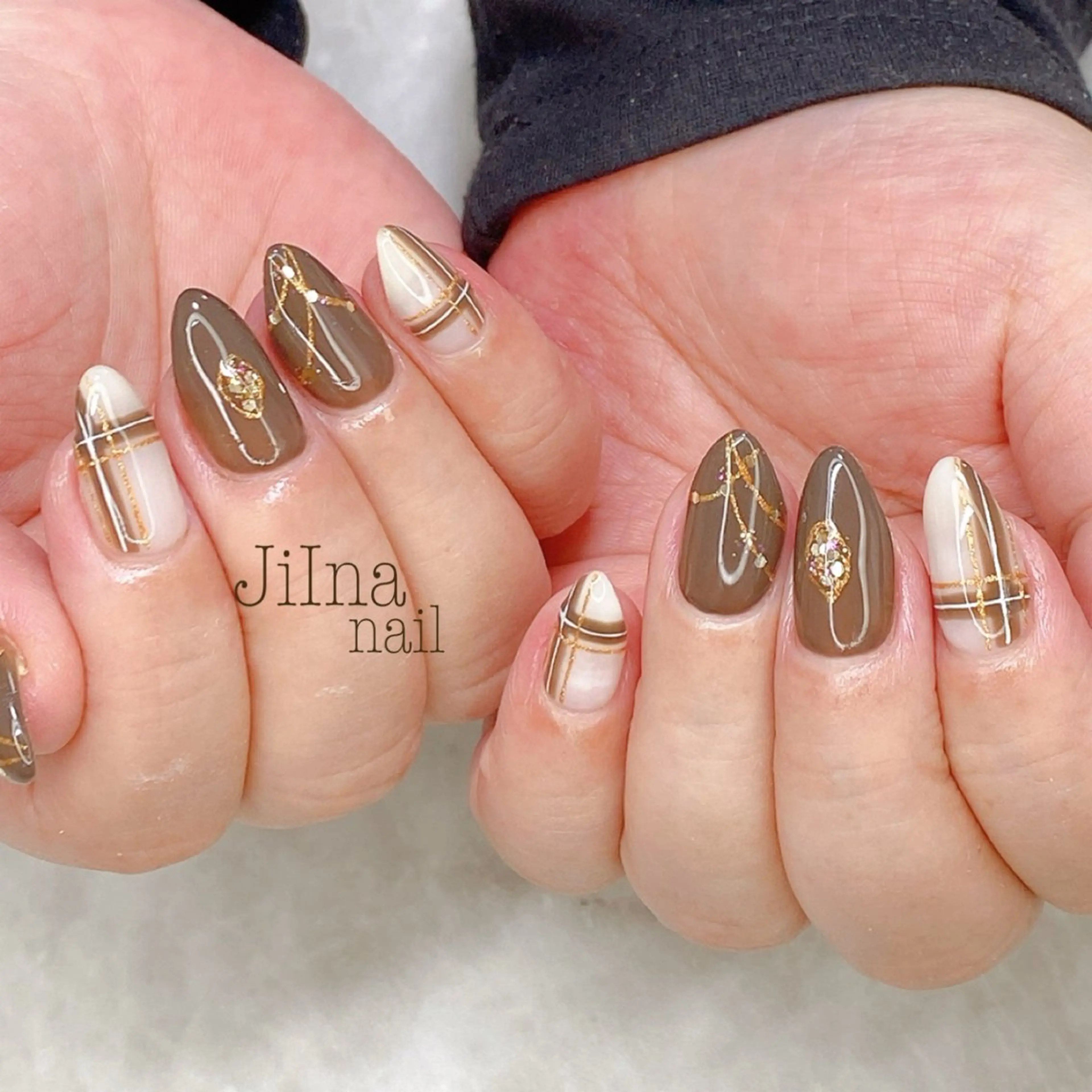 ネイル JiIna nailのネイルデザイン