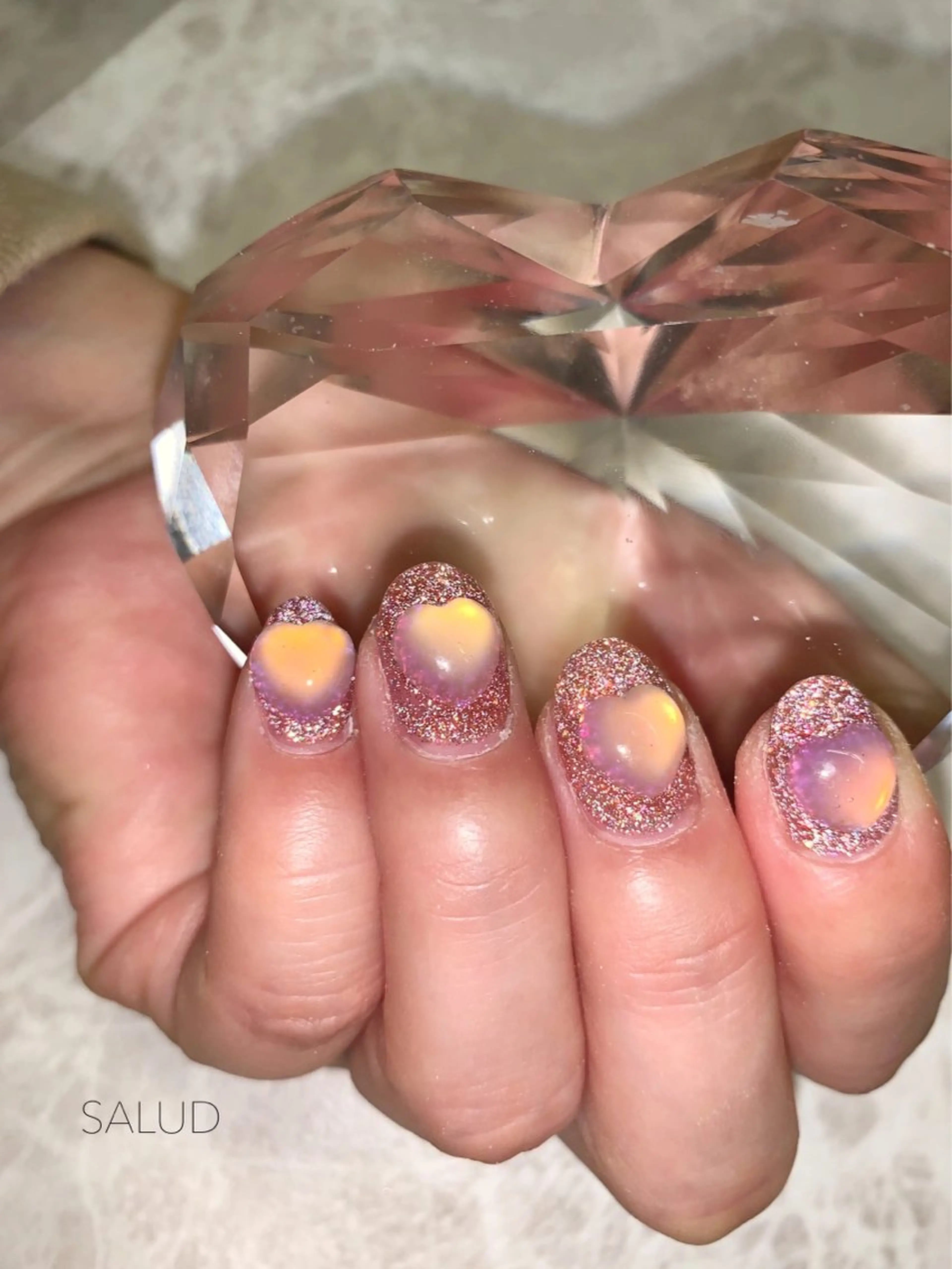 ネイル ストーンネイル ハンドネイル Nail Salon SALUDのネイルデザイン