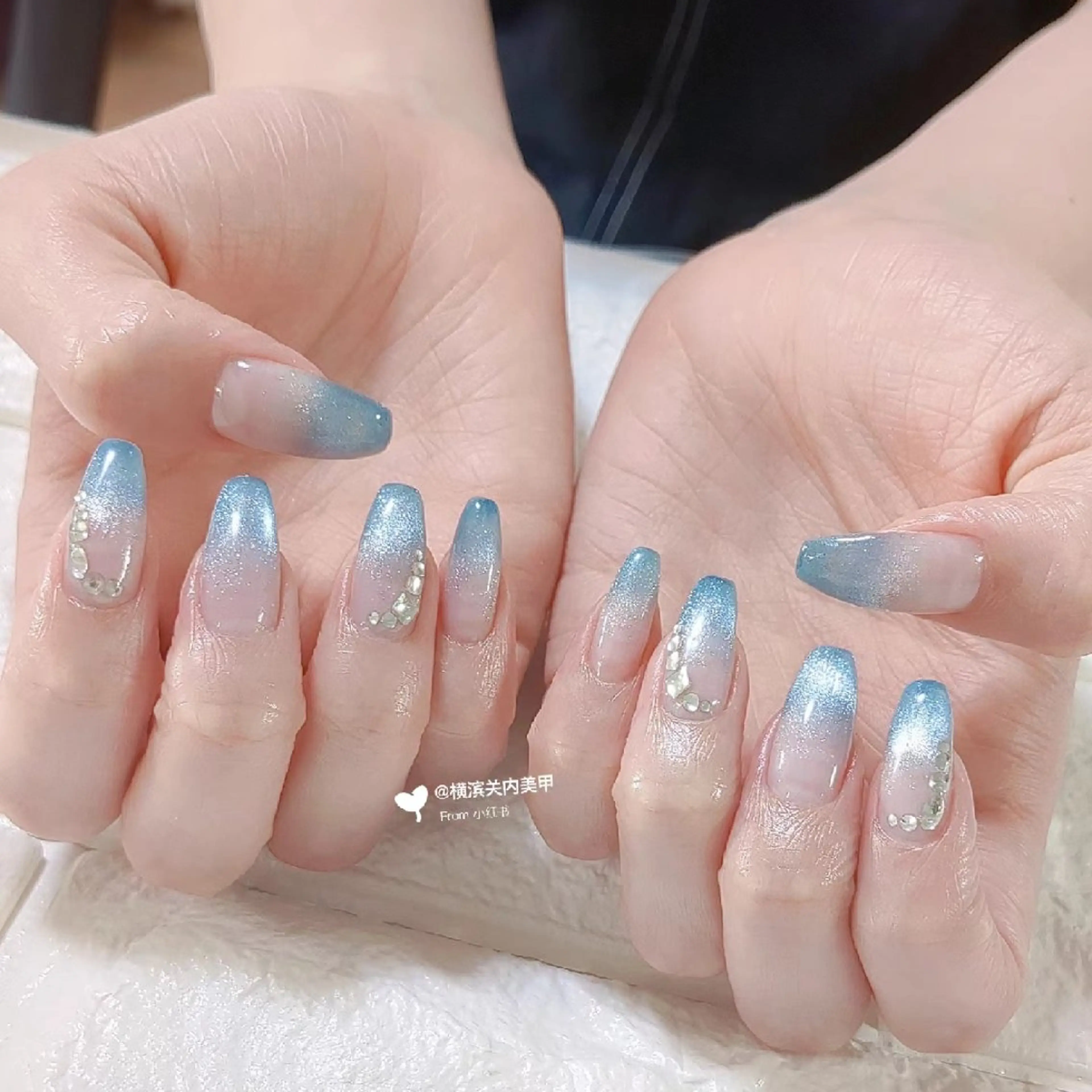 マグネード　の　グラデーション【色変更OK】の写真