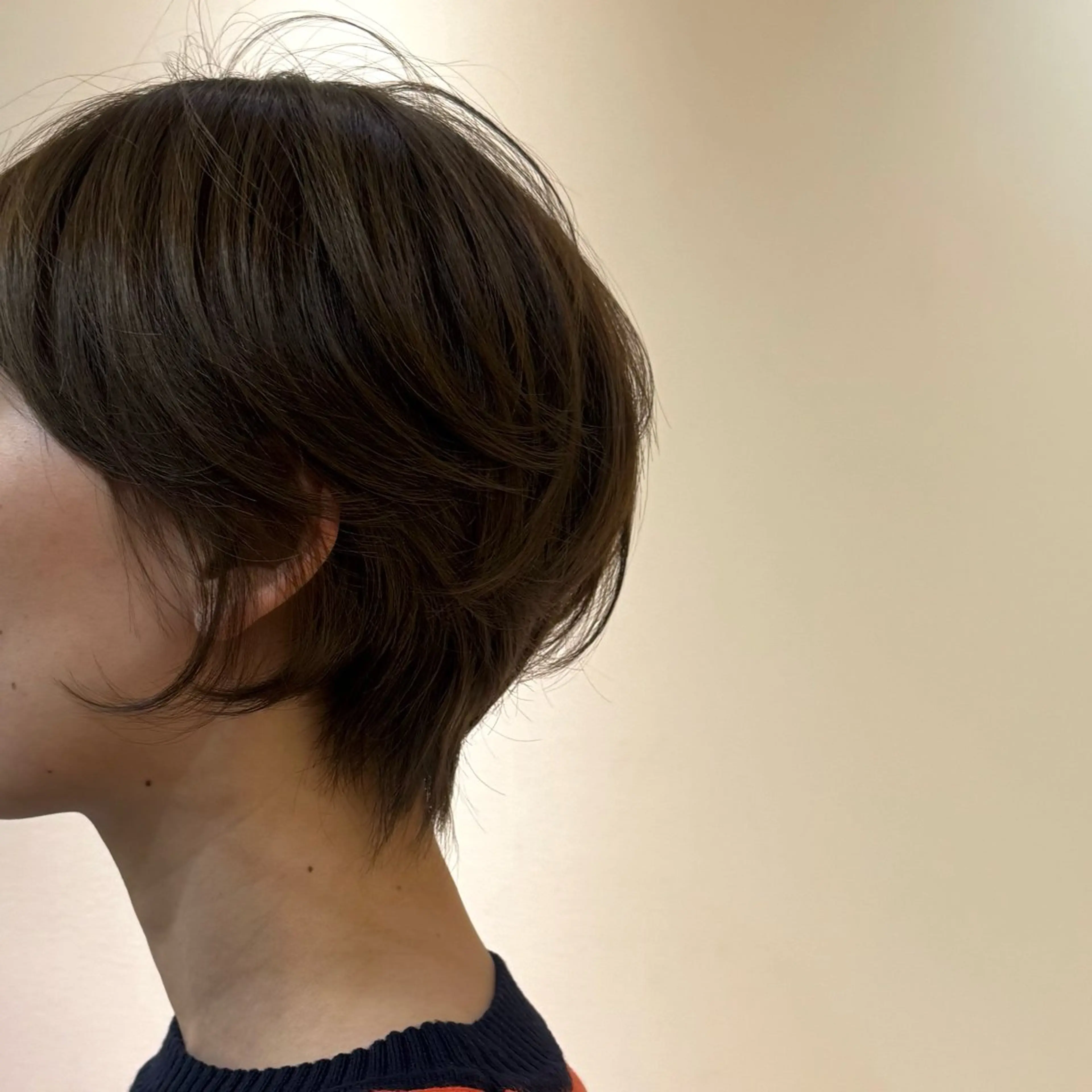 ショート 岡乃 麻衣のヘアスタイル