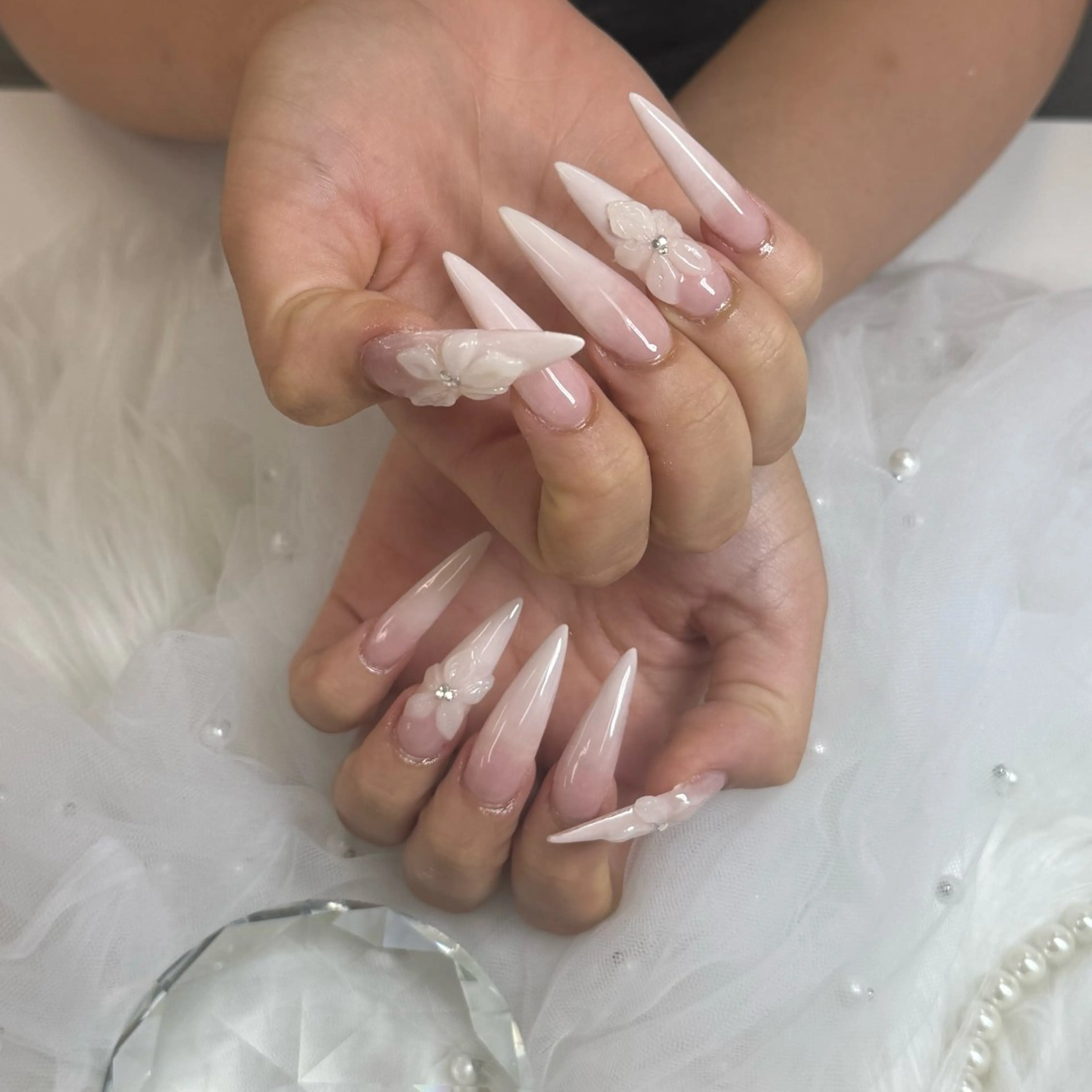 ネイル ハンドネイル EmaNail 枚方店所属・emanail枚方店 yumaのネイルデザイン