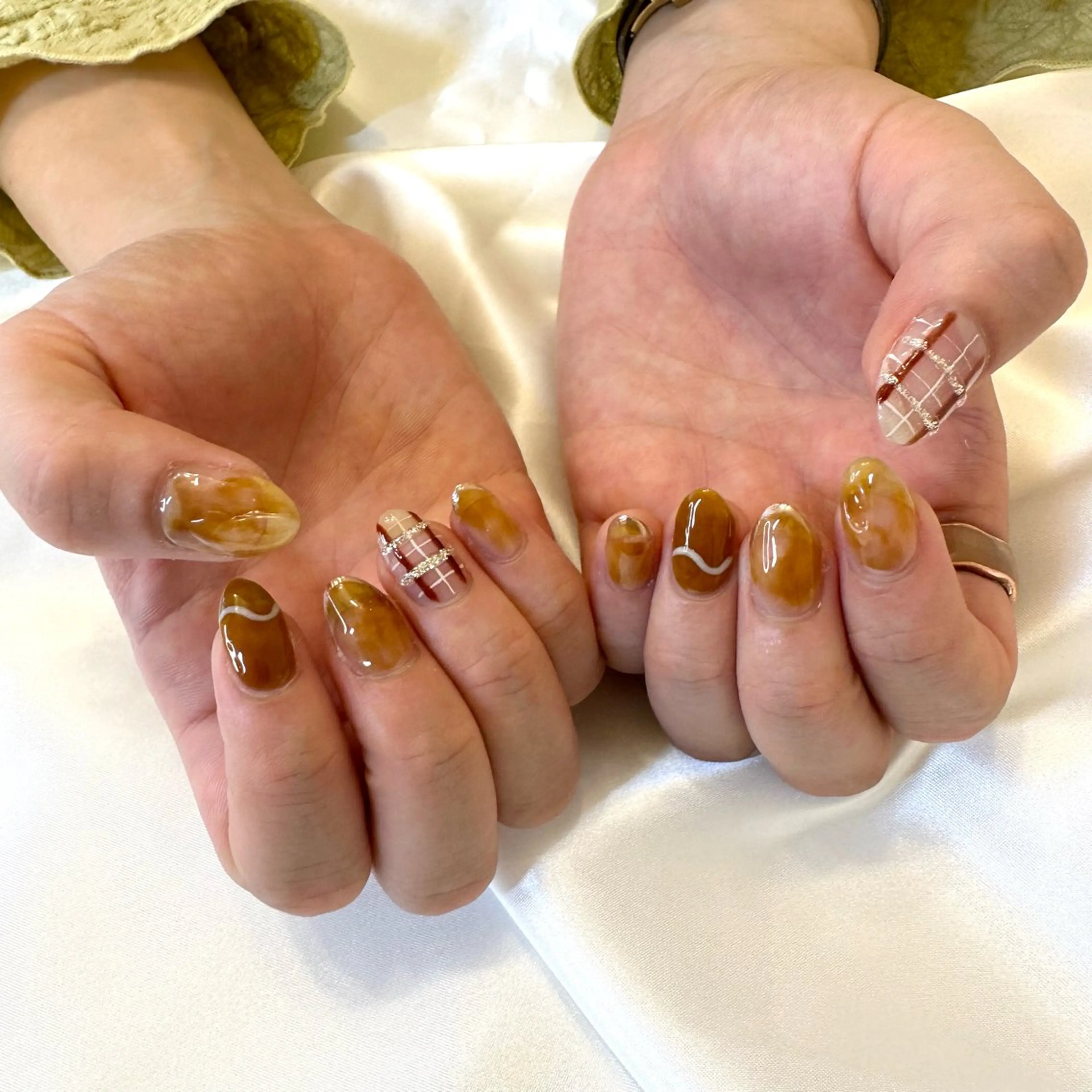 ネイル ハンドネイル Elegancia. Hiromiのネイルデザイン