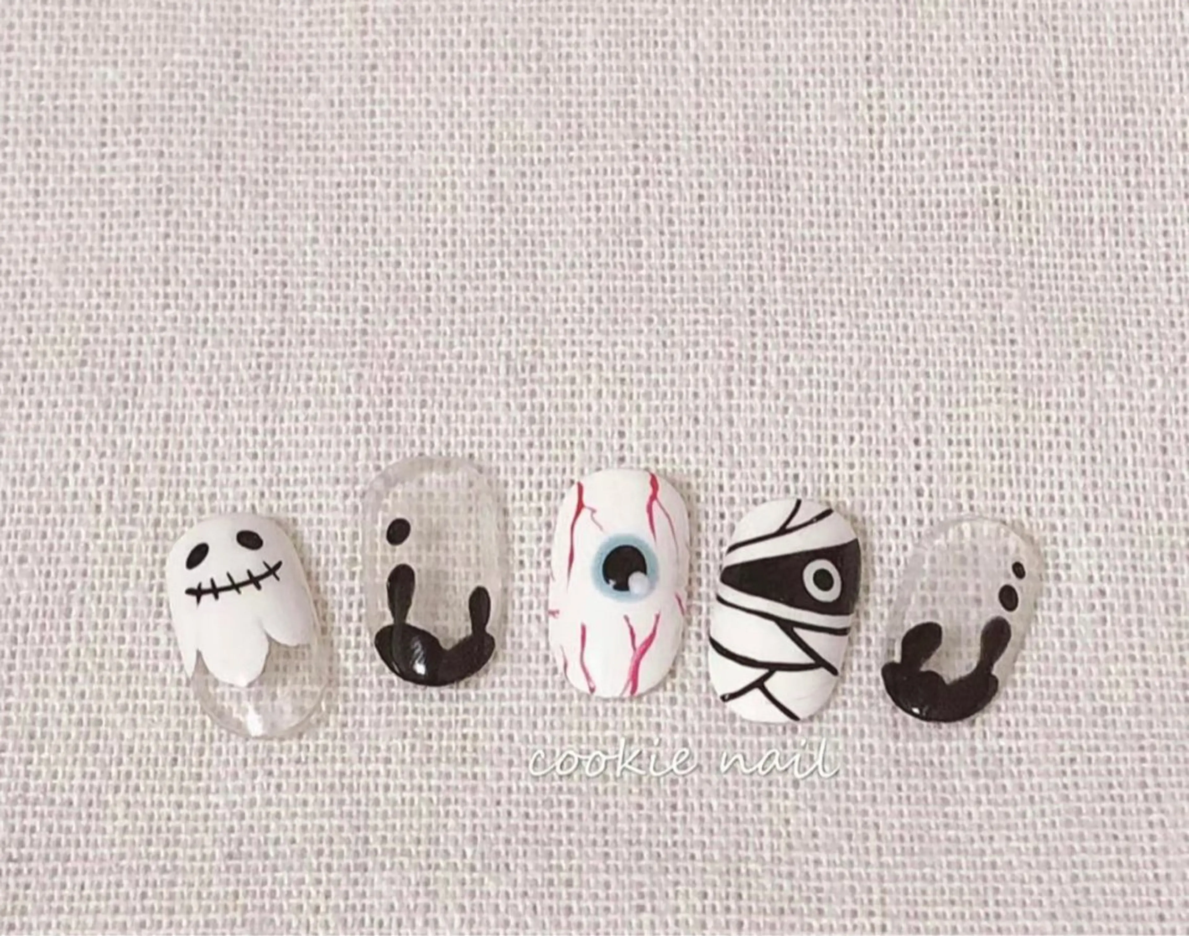 ネイル Ui_Amor (パラジェル)のネイルデザイン