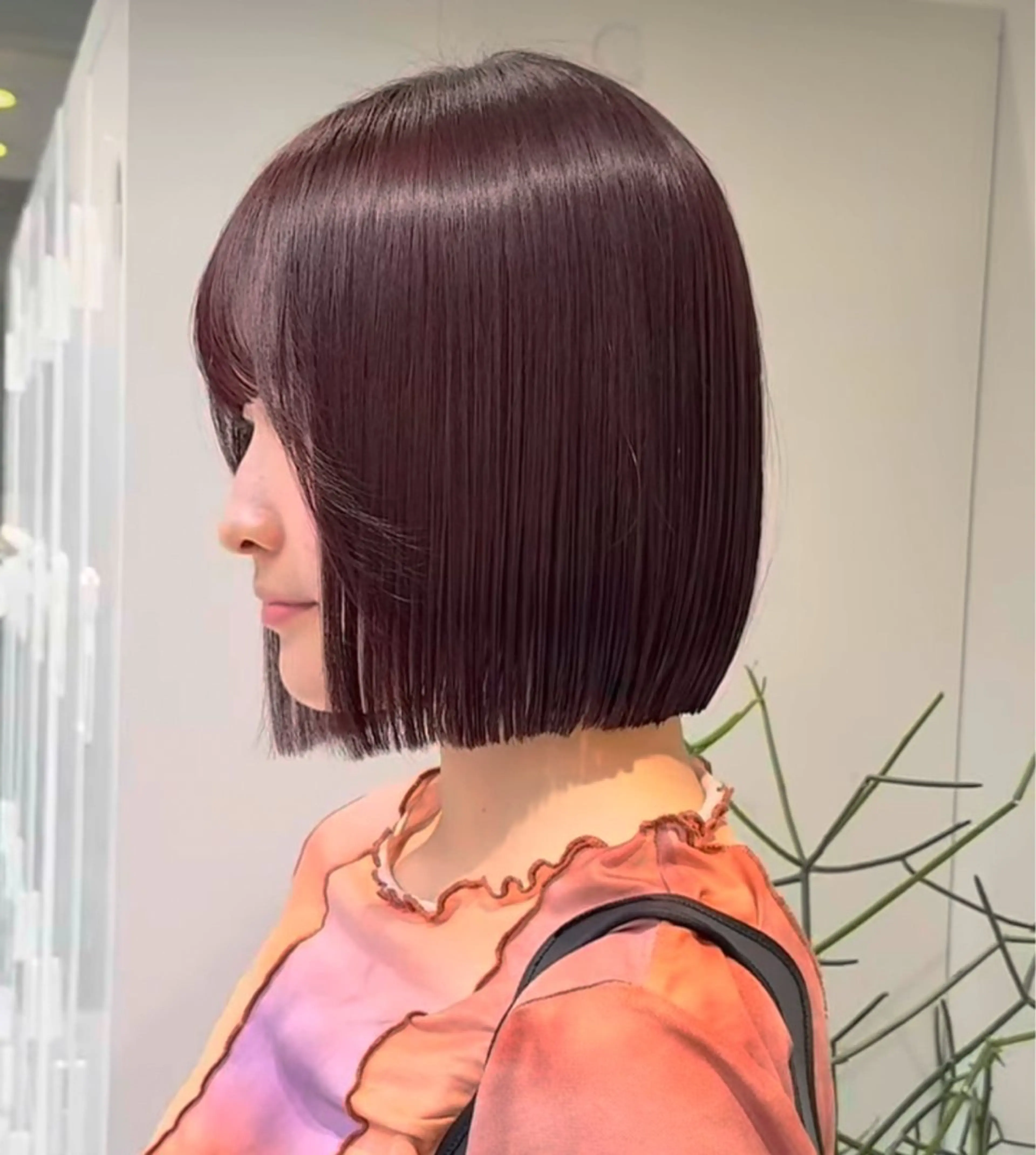 ショート カラー カット ヘアカラー ぱつっとボブ/透明感 カラー/Ayakaのヘアスタイル