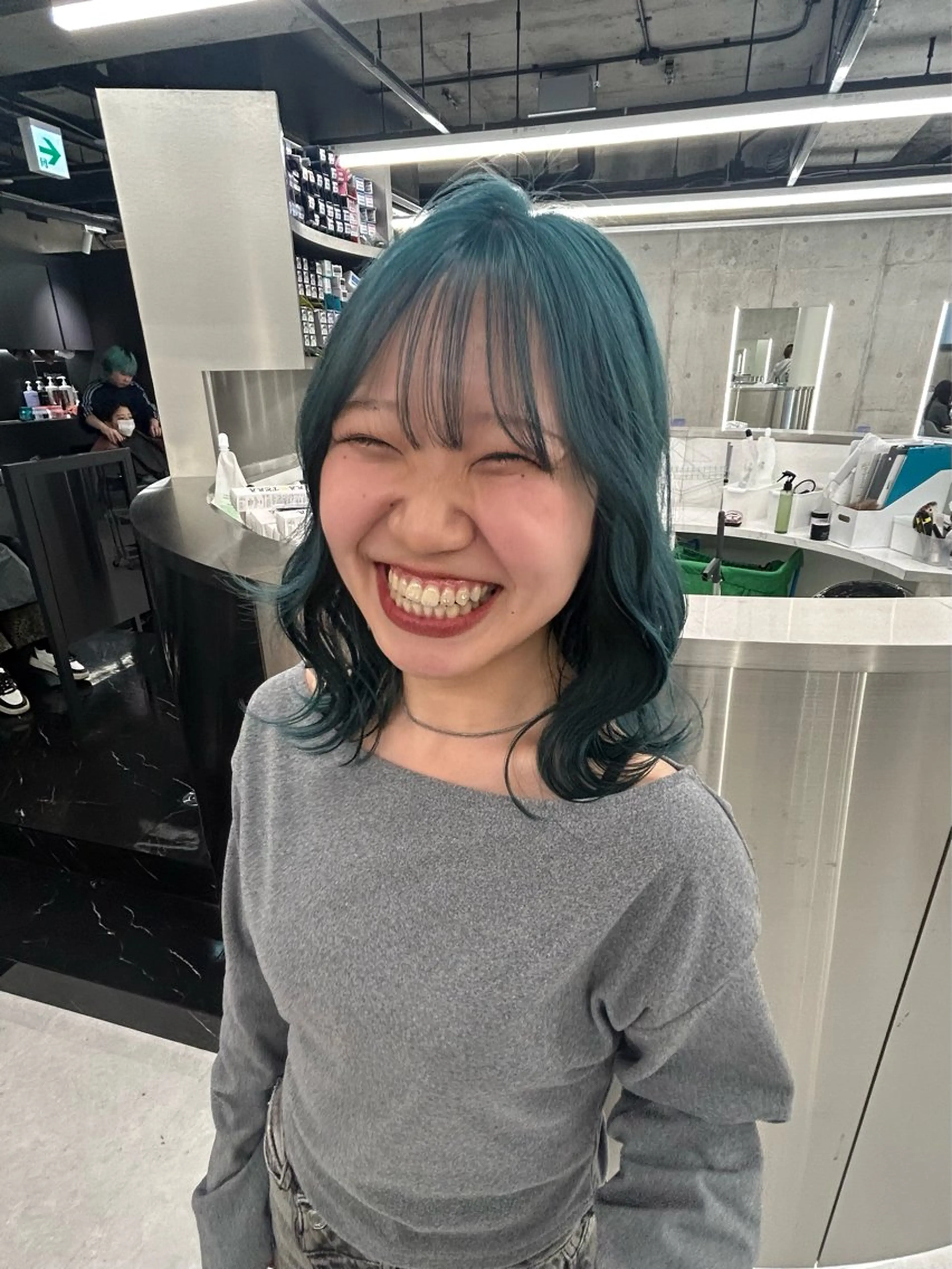 セミロング カラー ヘアカラー CYM【シィム】所属・カラー/エクステ 🤍ルナのヘアスタイル