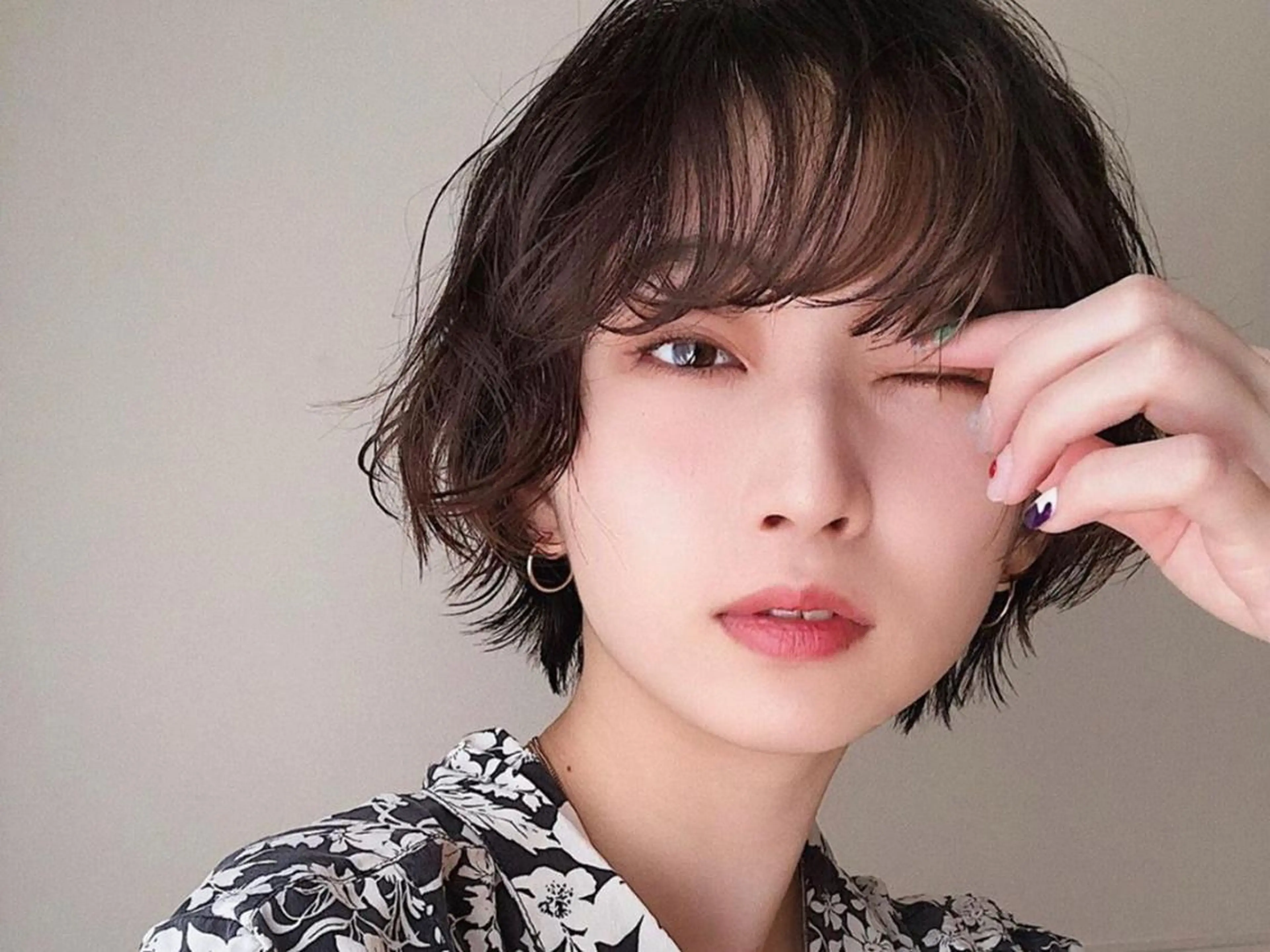 ミディアム Emerge 立川 南口店【エマージュ】のヘアスタイル