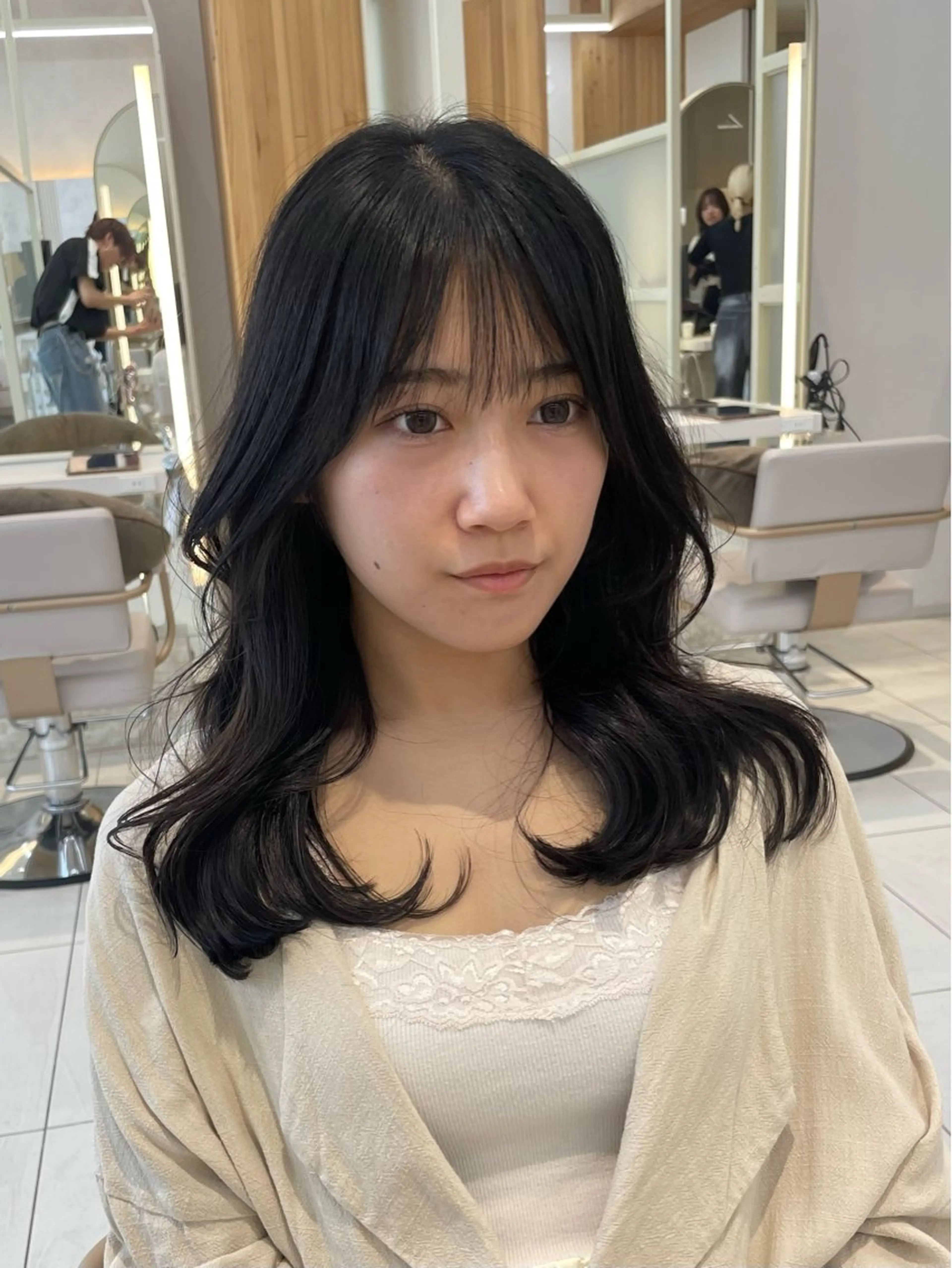 セミロング パーマ 顔周り/透明感カラー /韓国ヘア/TAKUのヘアスタイル
