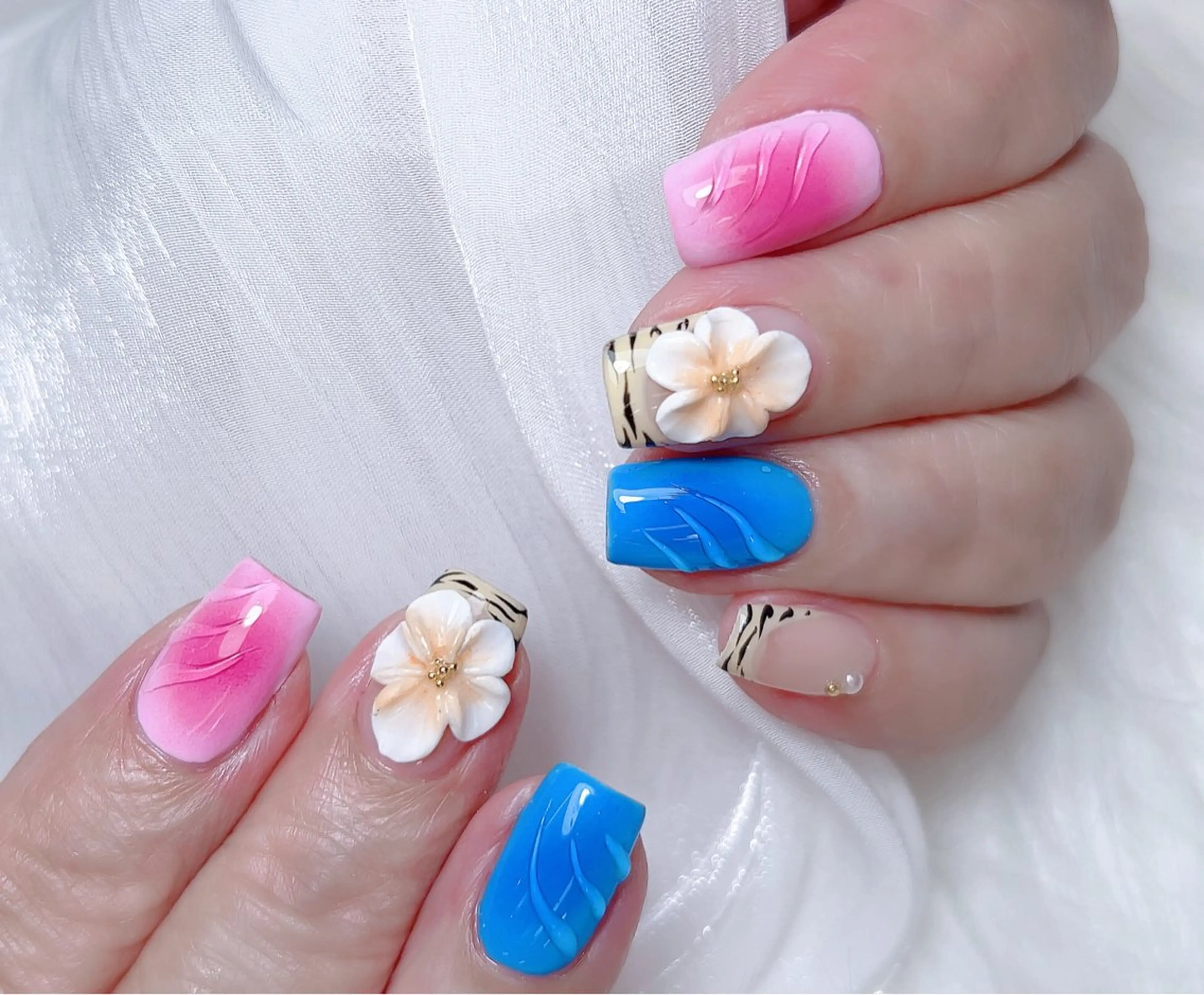 ネイル M🌷nail 長さだし専門店のネイルデザイン
