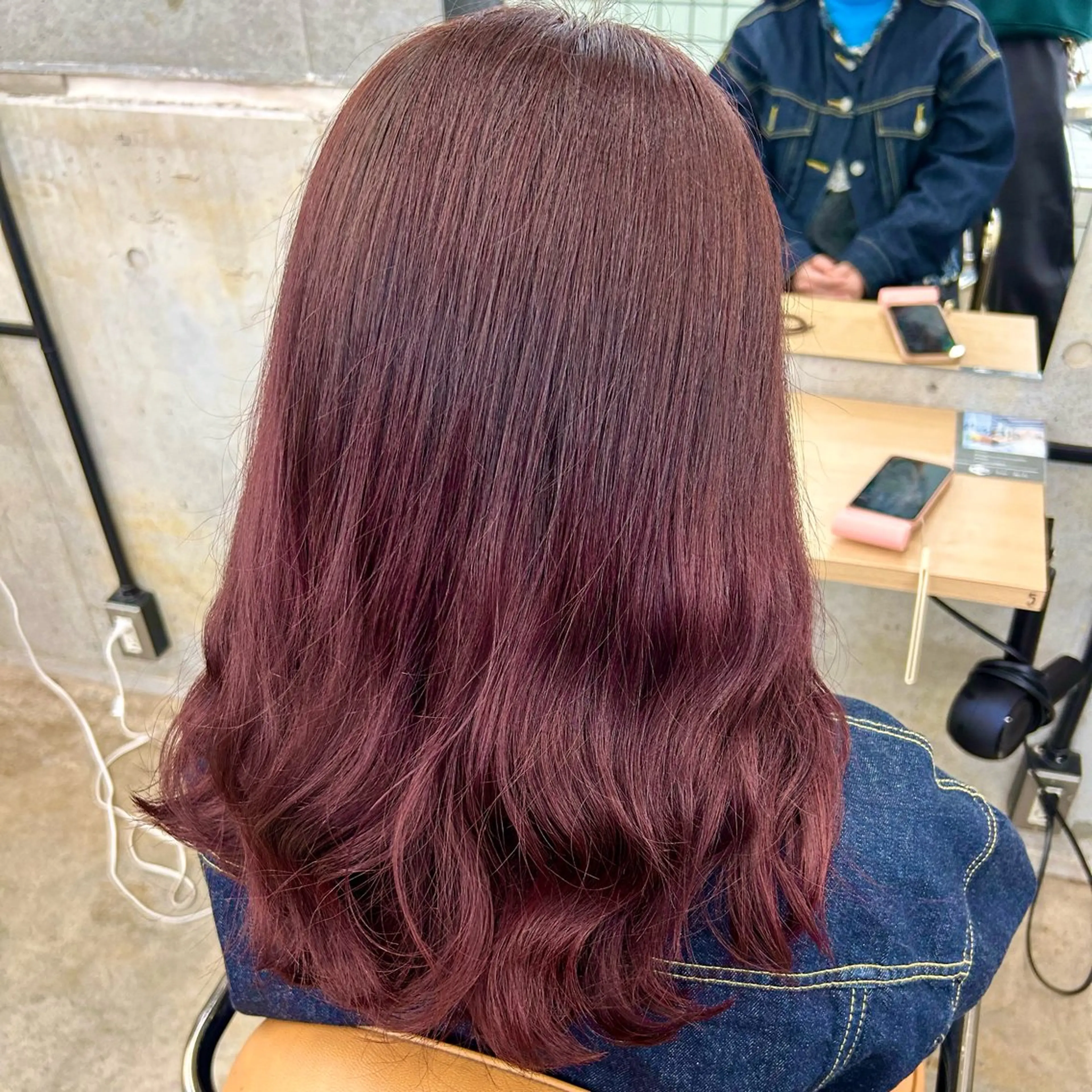 ミディアム カラー 艶カラー×艶髪矯正 /オタク美容師レオンのヘアスタイル