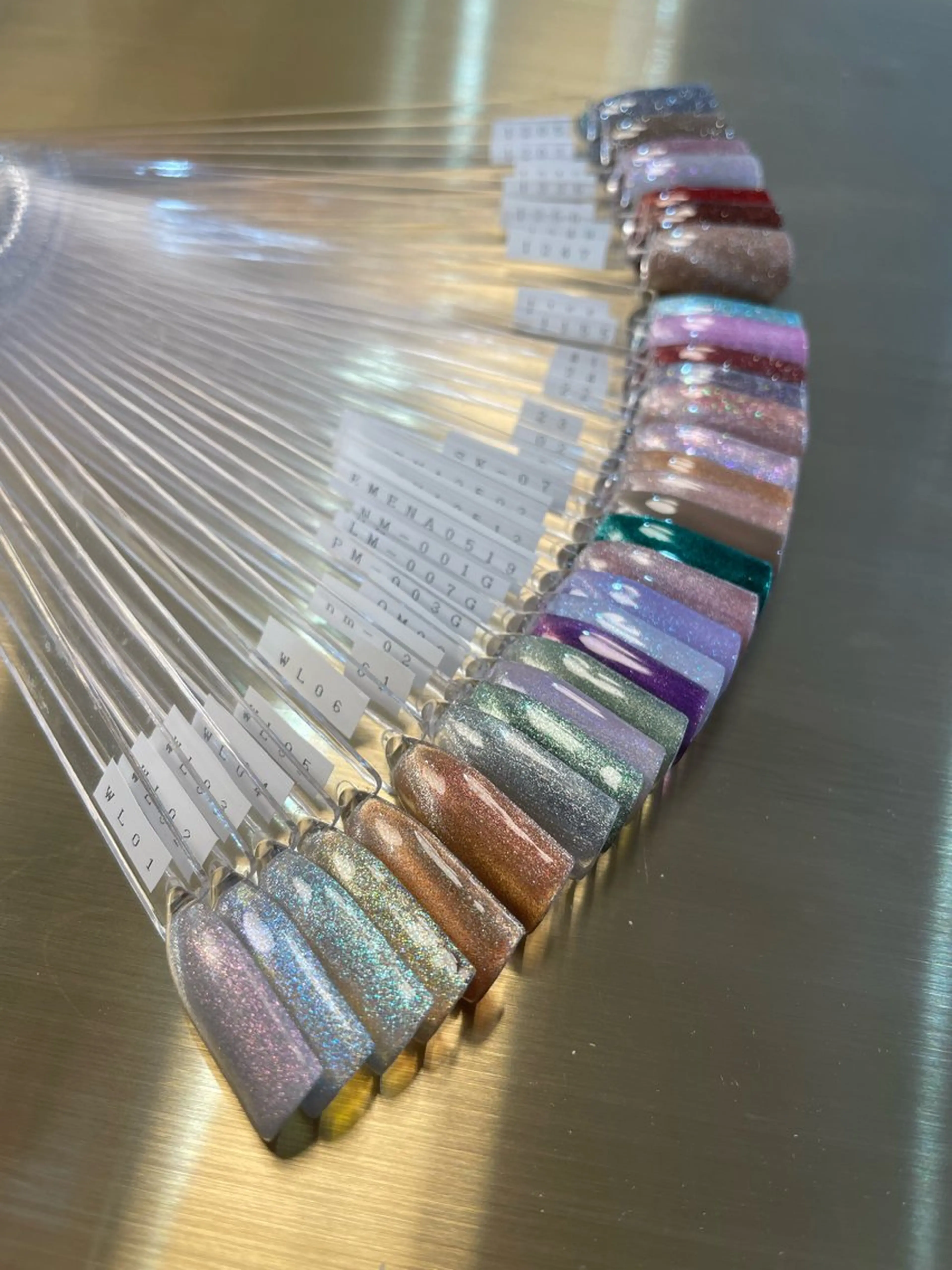 ネイル マグネットネイル ハンドネイル 早坂 ハヤサカのネイルデザイン