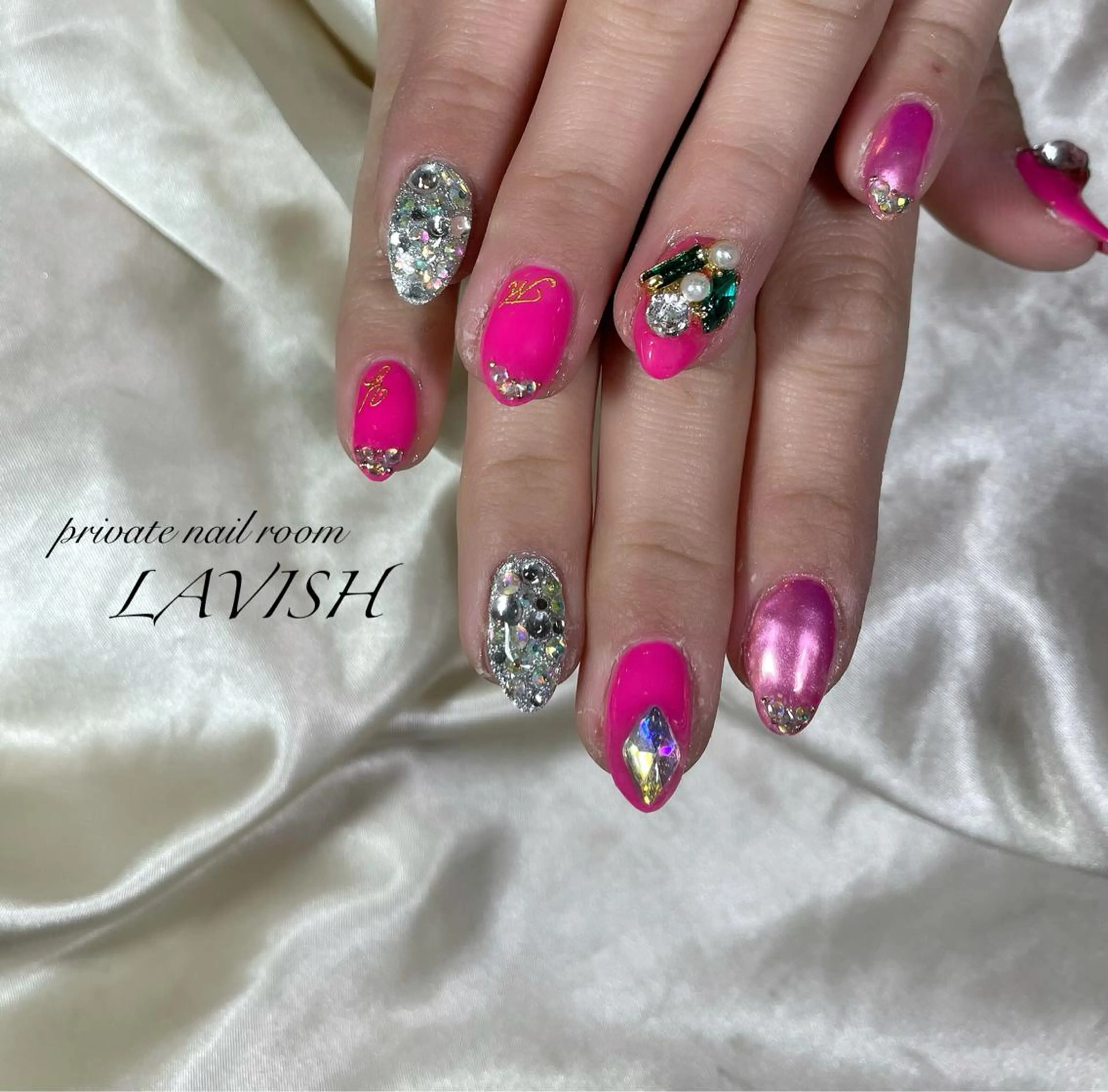 ネイル LAVISH nail salonのネイルデザイン