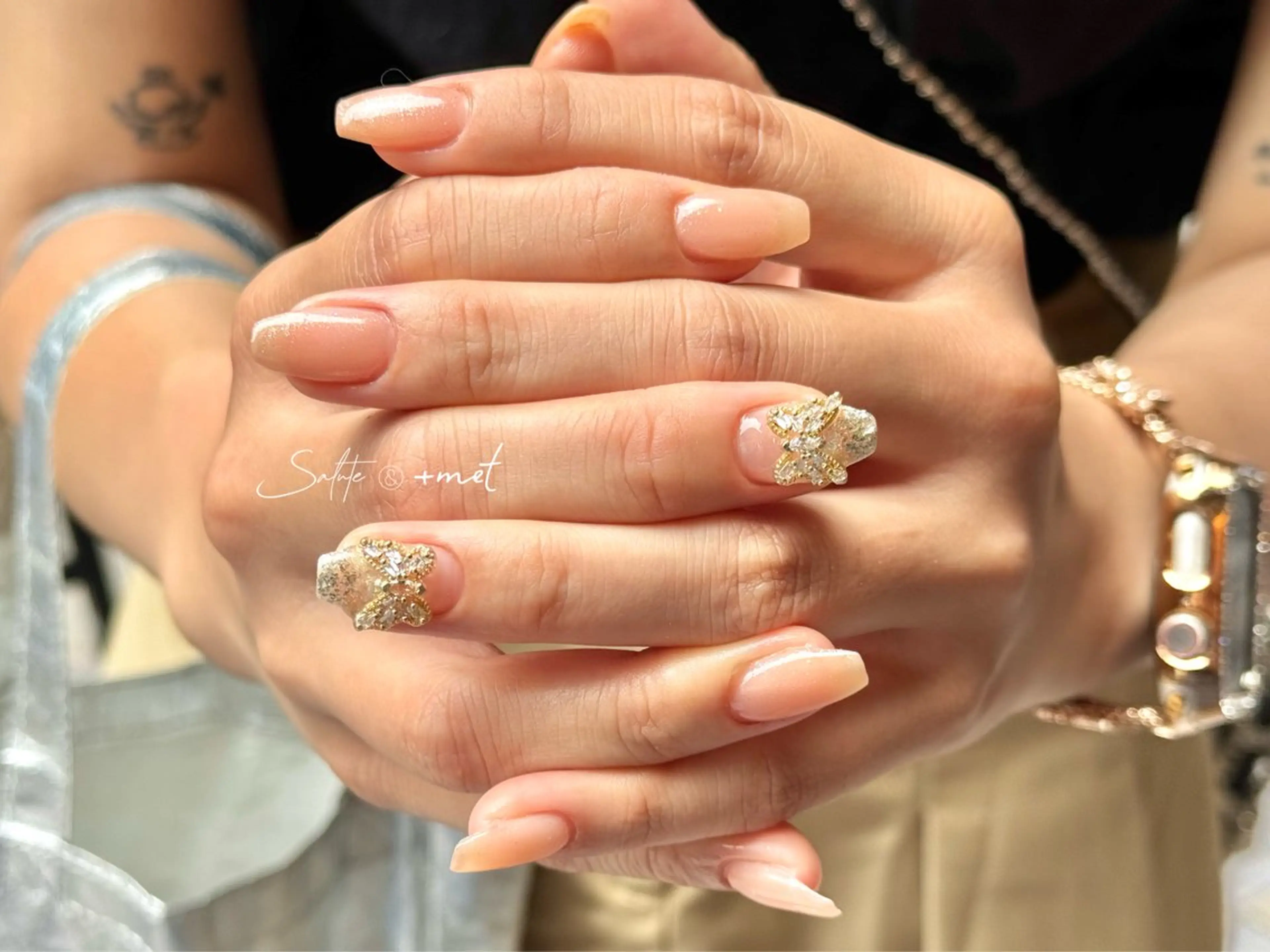 ネイル アートネイル グラデーション キラキラネイル オフィスネイル ワンカラーネイル Refine ネイリスト　坂本のネイルデザイン