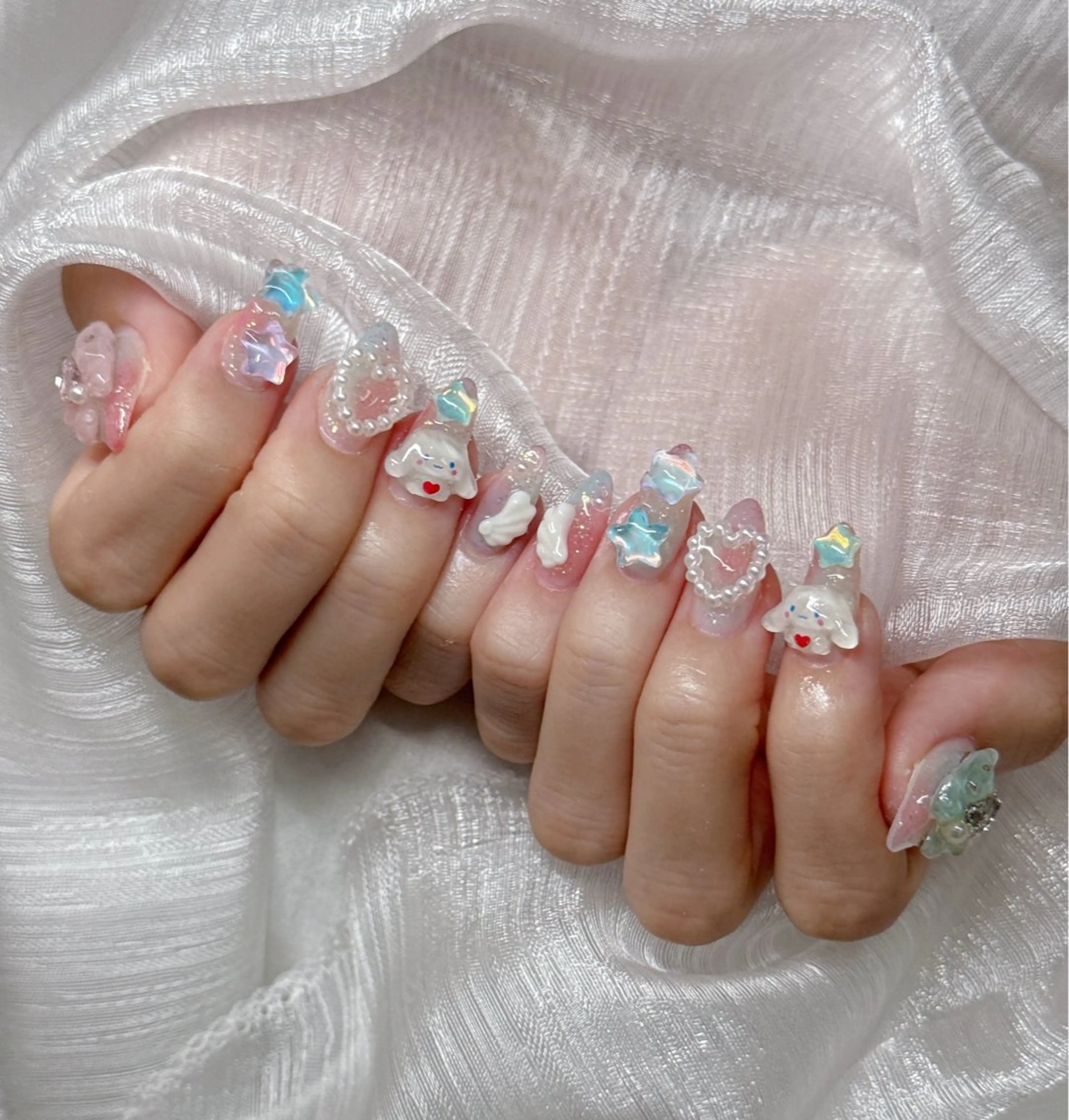 ネイル オーロラネイル チークネイル 長さ出し フットネイル フレンチネイル ハンドネイル Lee Ainのネイルデザイン