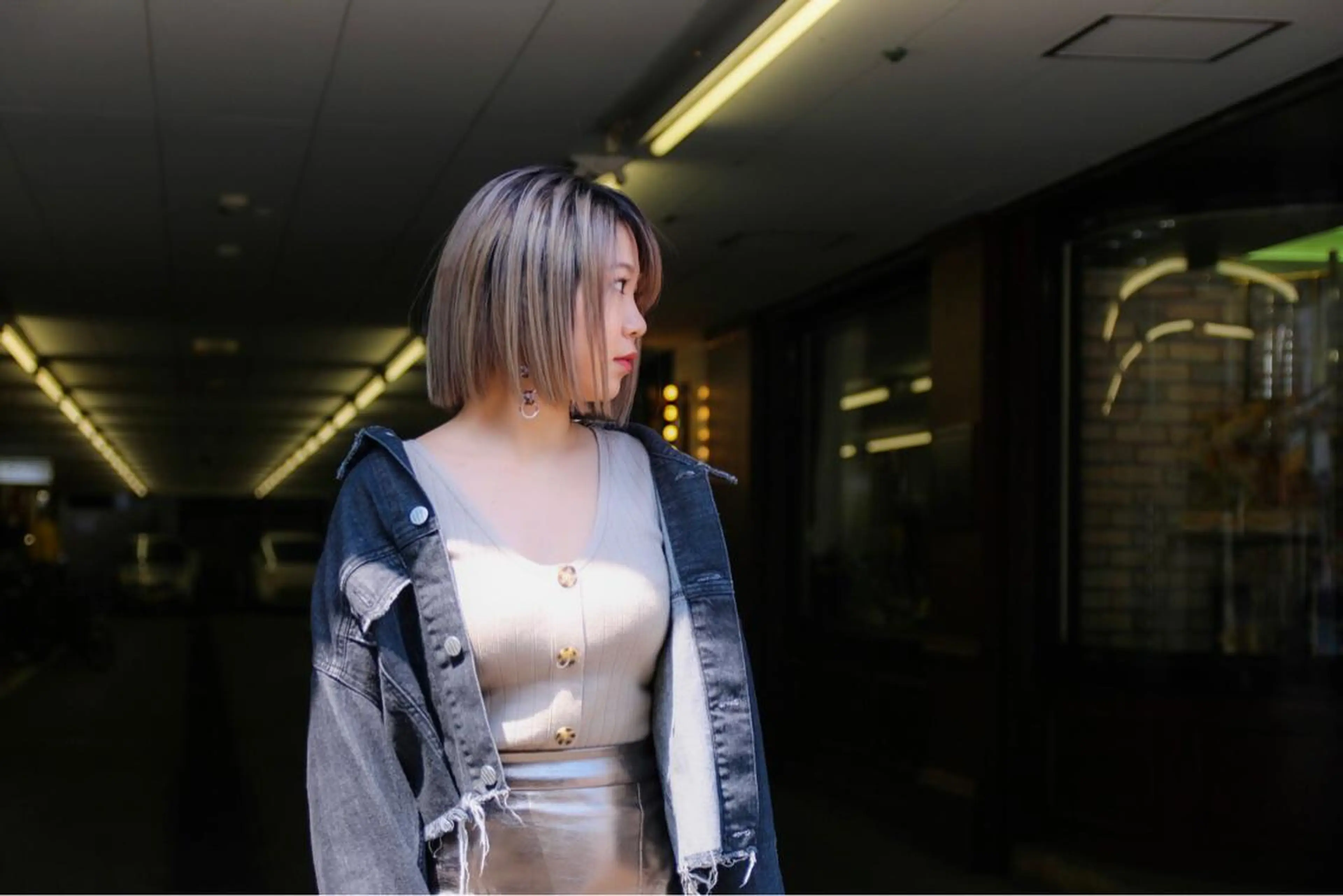 ショート カラー バレイヤージュ ボブ レイヤーカット 永野 成知のヘアスタイル