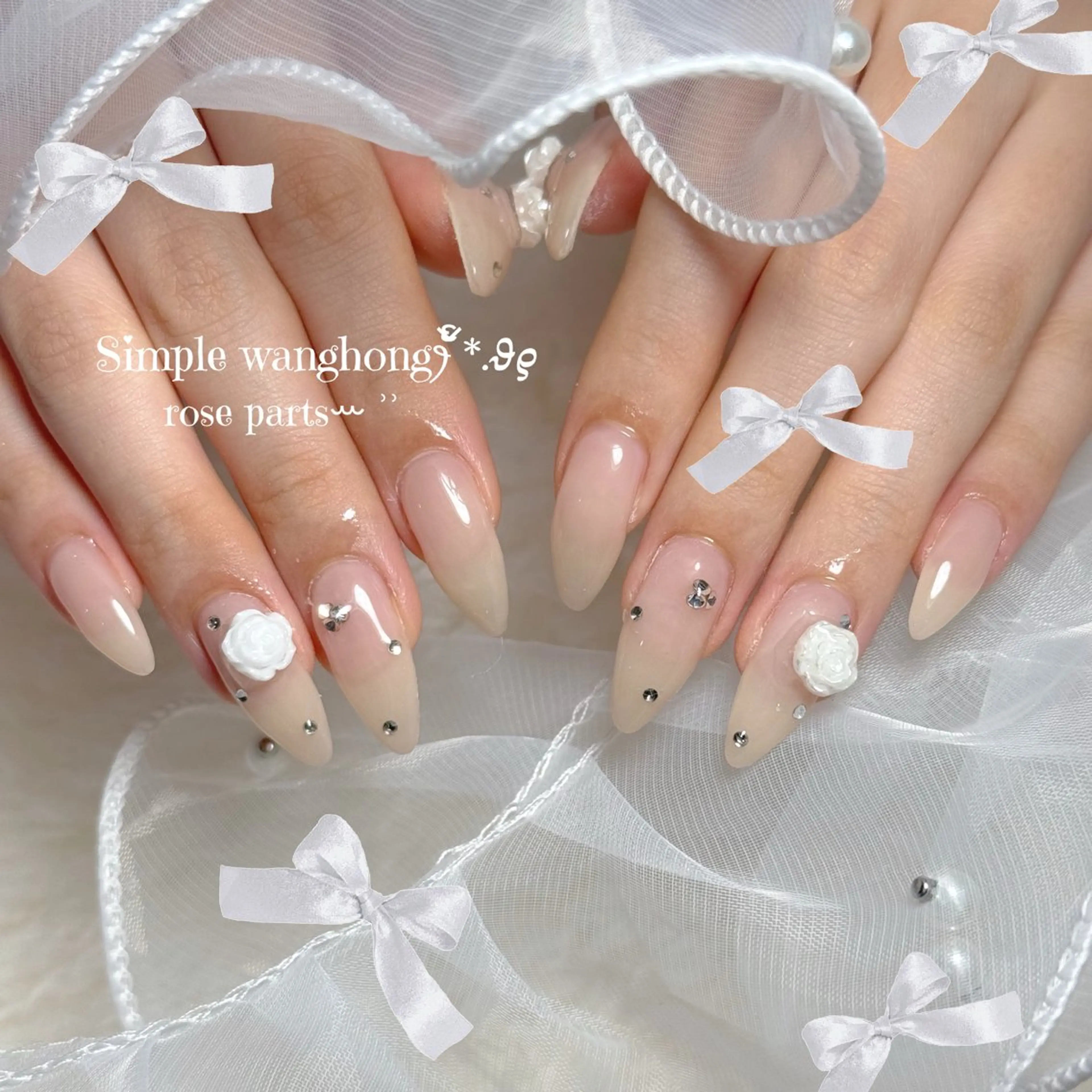 ネイル EmaNail豊中 🎀SANAのネイルデザイン