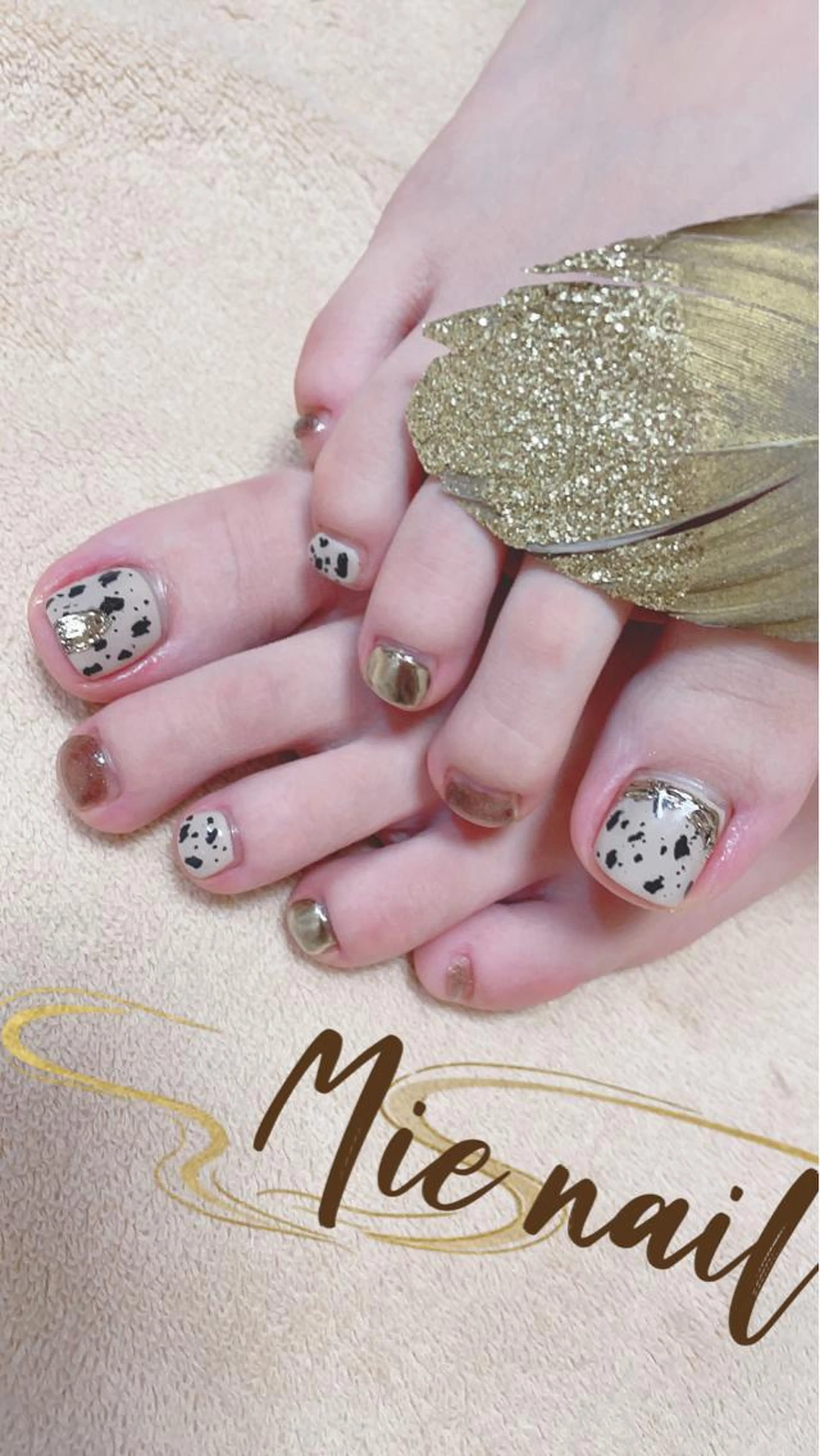 フット👣4本アート(持ち込みデザインは相談してください)の写真