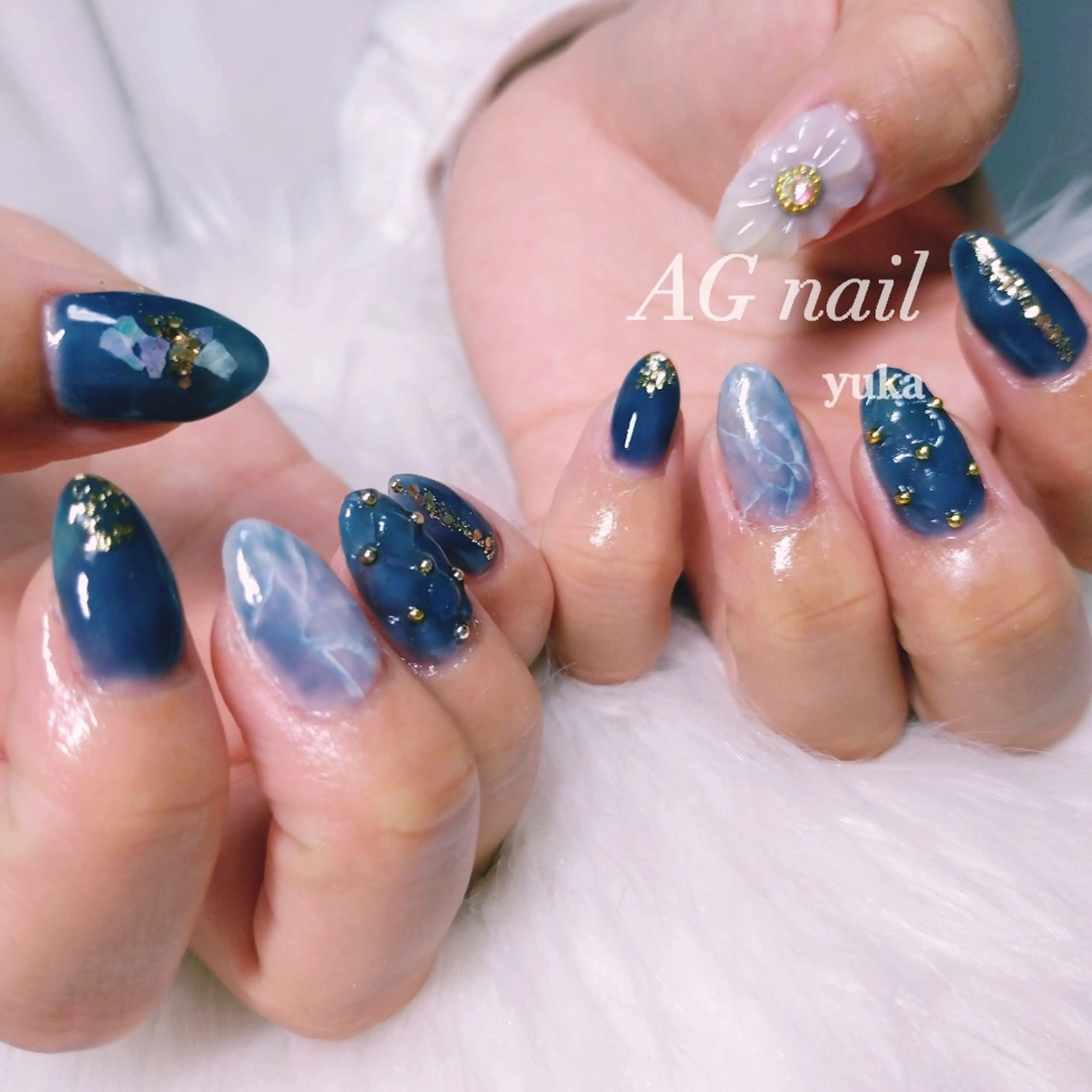 ネイル ブルー フラワーネイル ハンドネイル AG nail 〚　yuka　〛のネイルデザイン
