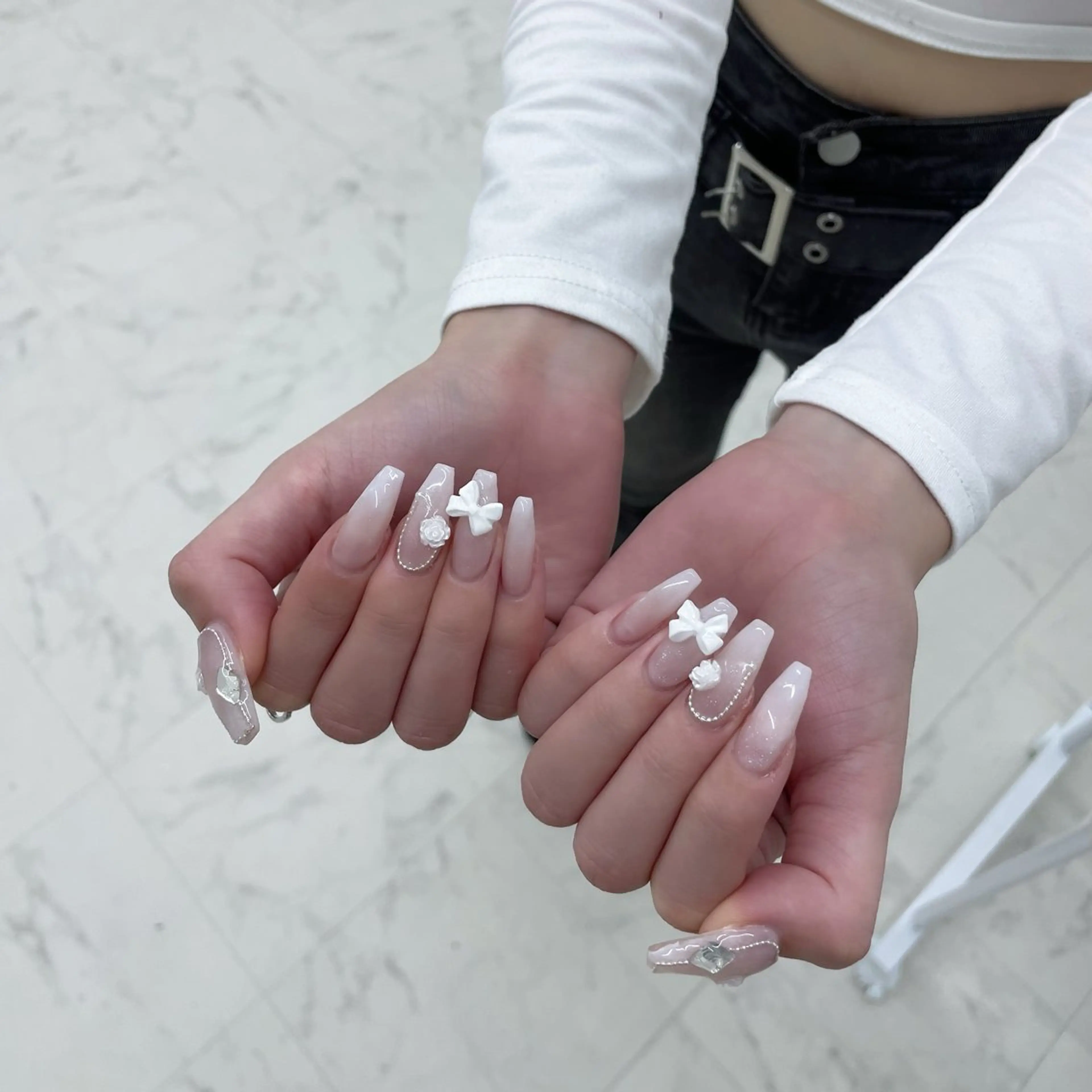 ネイル moon nail hikariのネイルデザイン