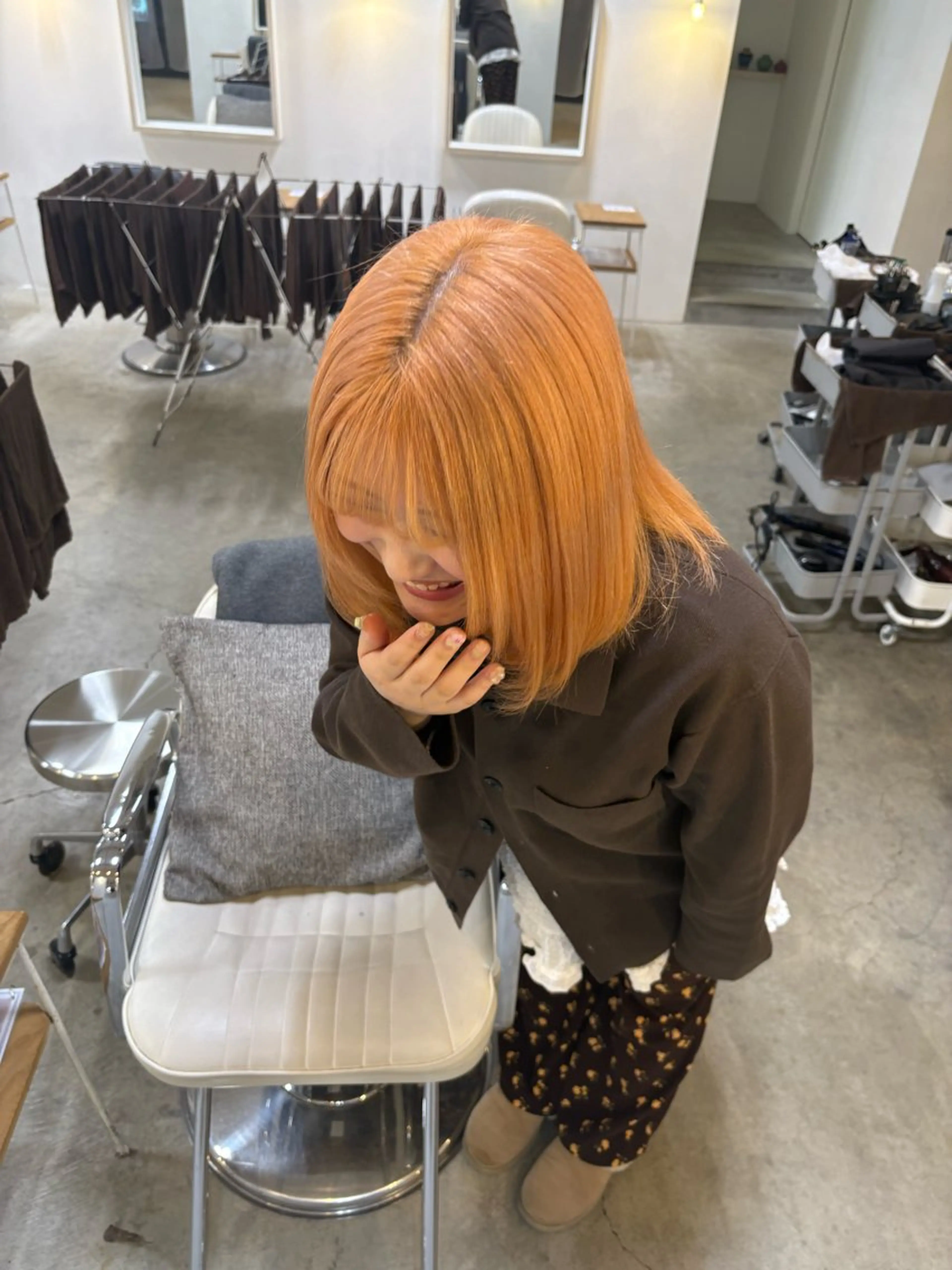 カラー やの こはくのヘアスタイル