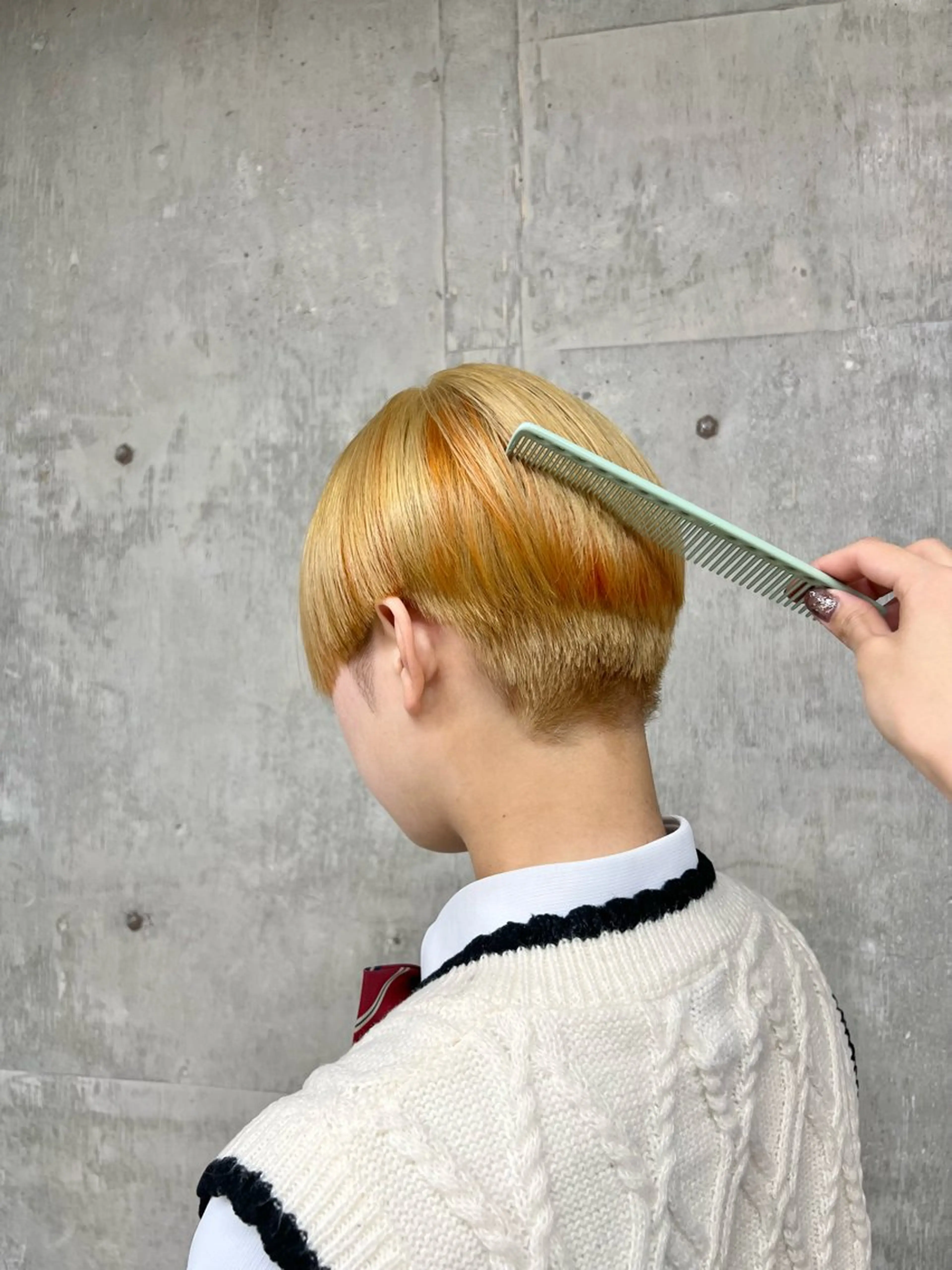 ショート カラー era所属・azumi/ボブ/暖 色/オリーブ/縮毛のヘアスタイル